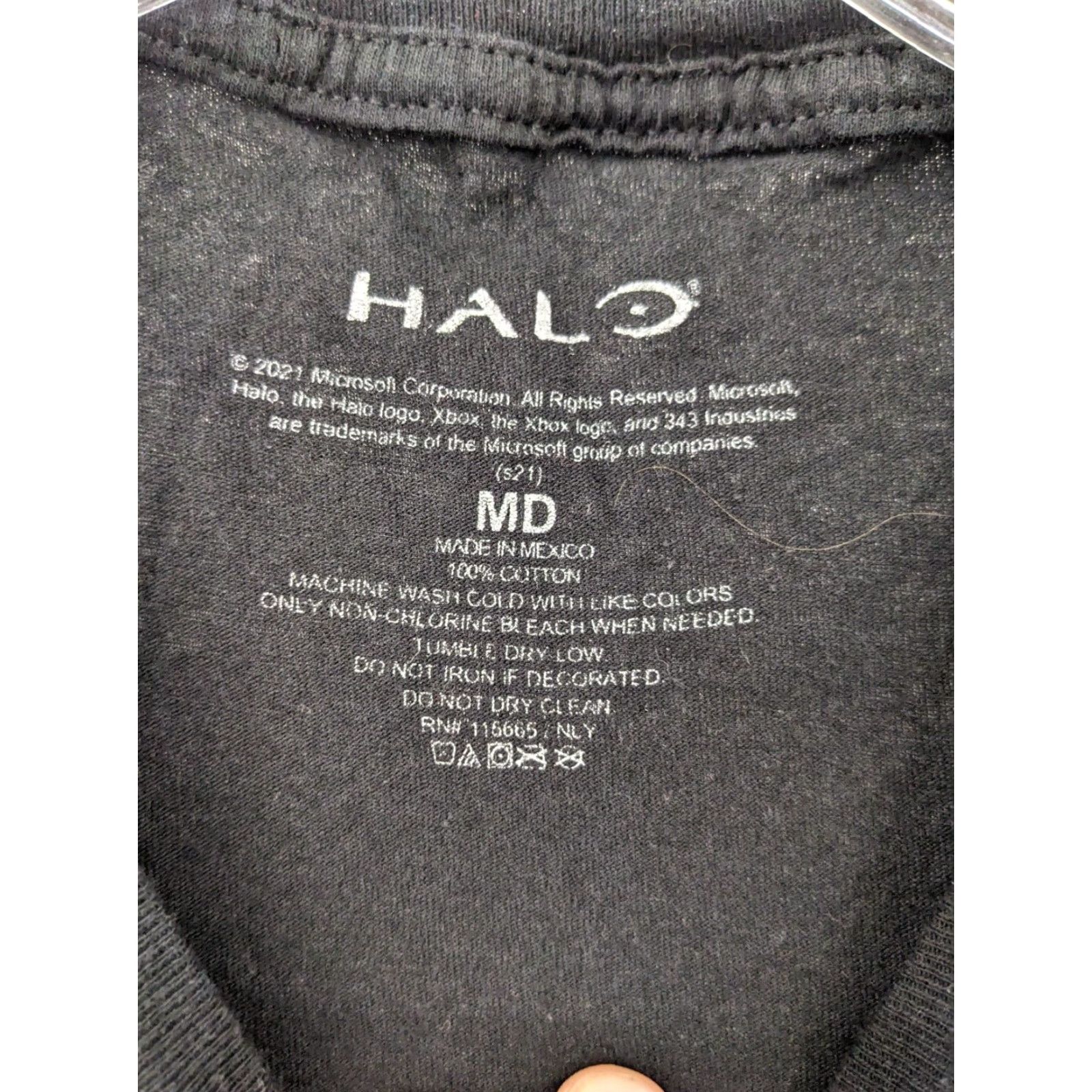 Halo Halo Halo Infinite UNSC Poster Graphic Shirt Mens Medium Black - Gaming Logo Short Sleeve Crew Neck 2020s Mens Size US M / EU 48-50 / 2 - 4 Thumbnail