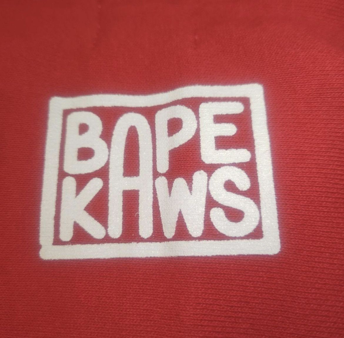 Bape × Kaws VERY RARE OG 2006 A BATHING APE X KAWS RED CHOMPER FULLZIP Size US L / EU 52-54 / 3 - 14 Thumbnail