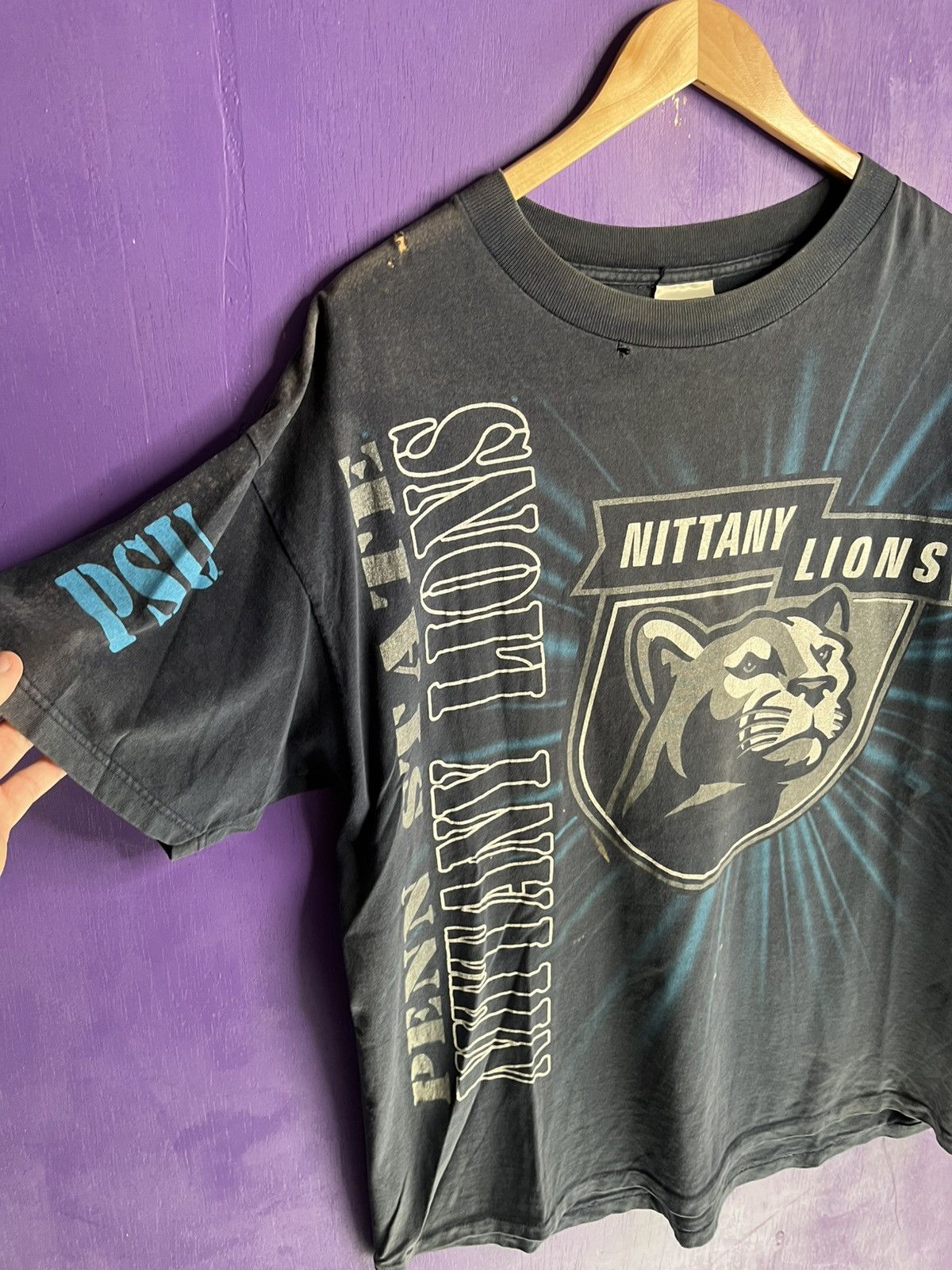 Vintage Vintage 90s Penn state Nittany lions AOP t-shirt Size US XL / EU 56 / 4 - 3 Thumbnail