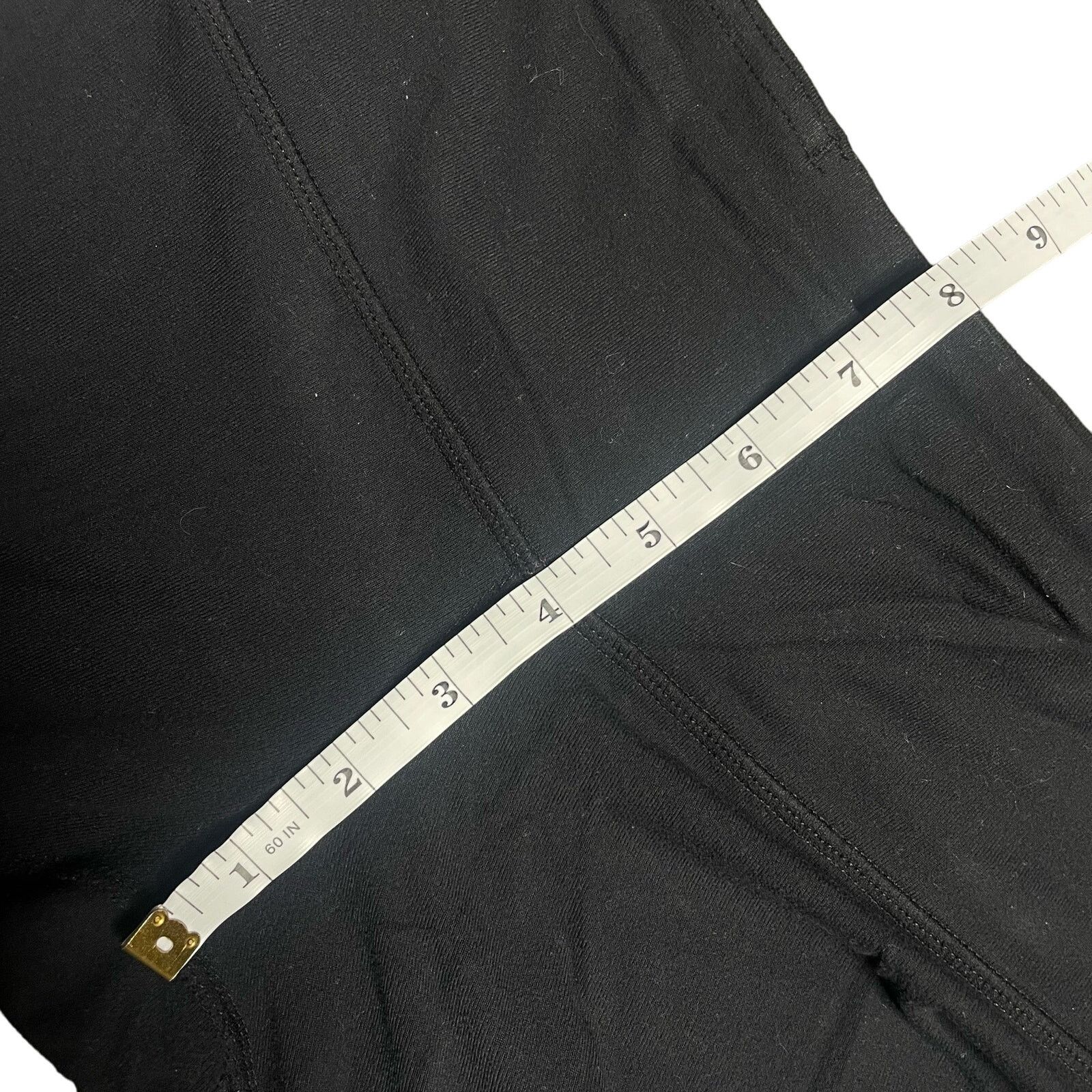 Lululemon Lululemon Black Leggings Size 27" / US 4 / IT 40 - 7 Thumbnail