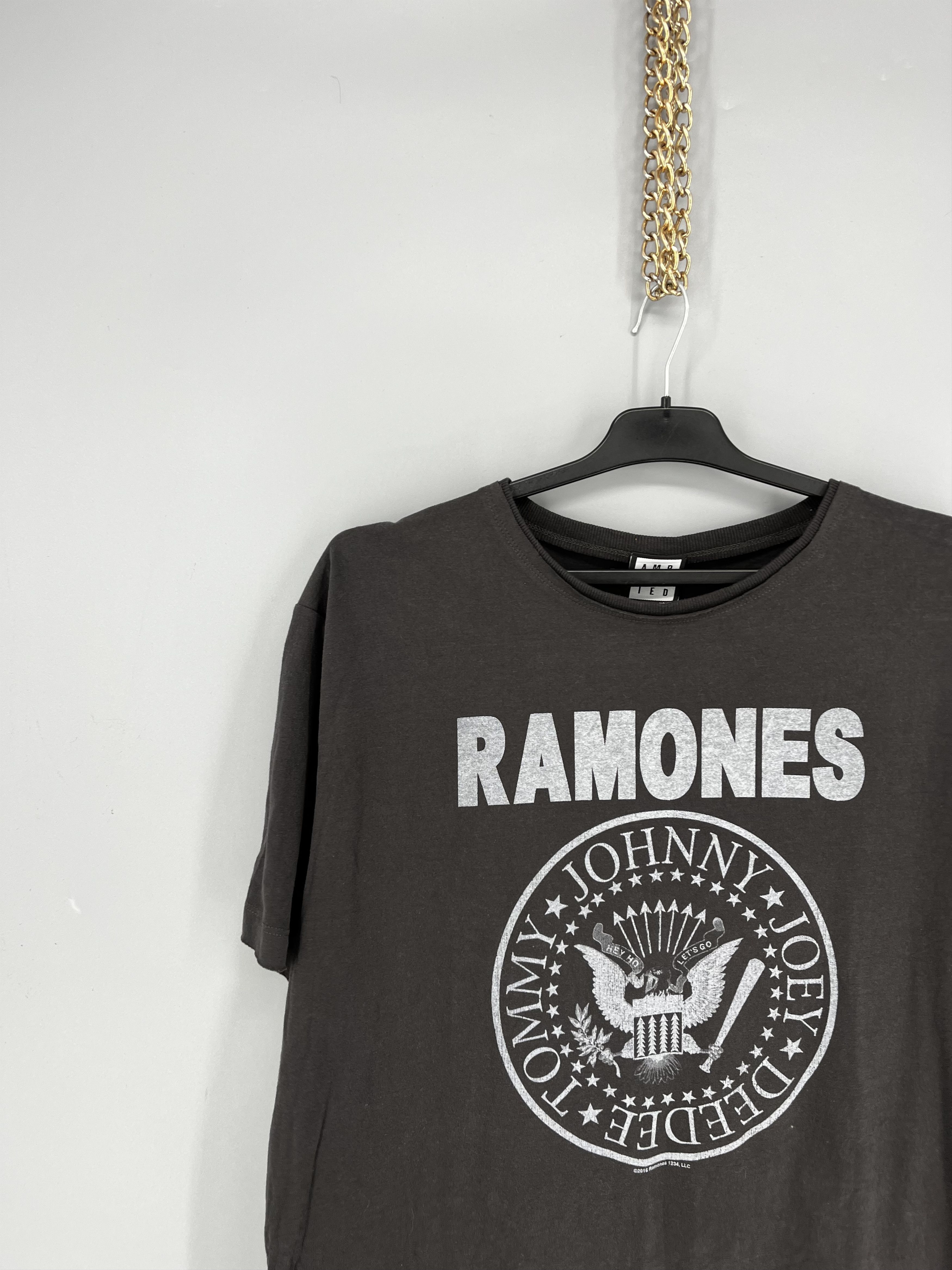 Vintage Rare🔥 Vintage Y2K Ramones Tees Band tee Travis Style Size US XXL / EU 58 / 5 - 4 Thumbnail