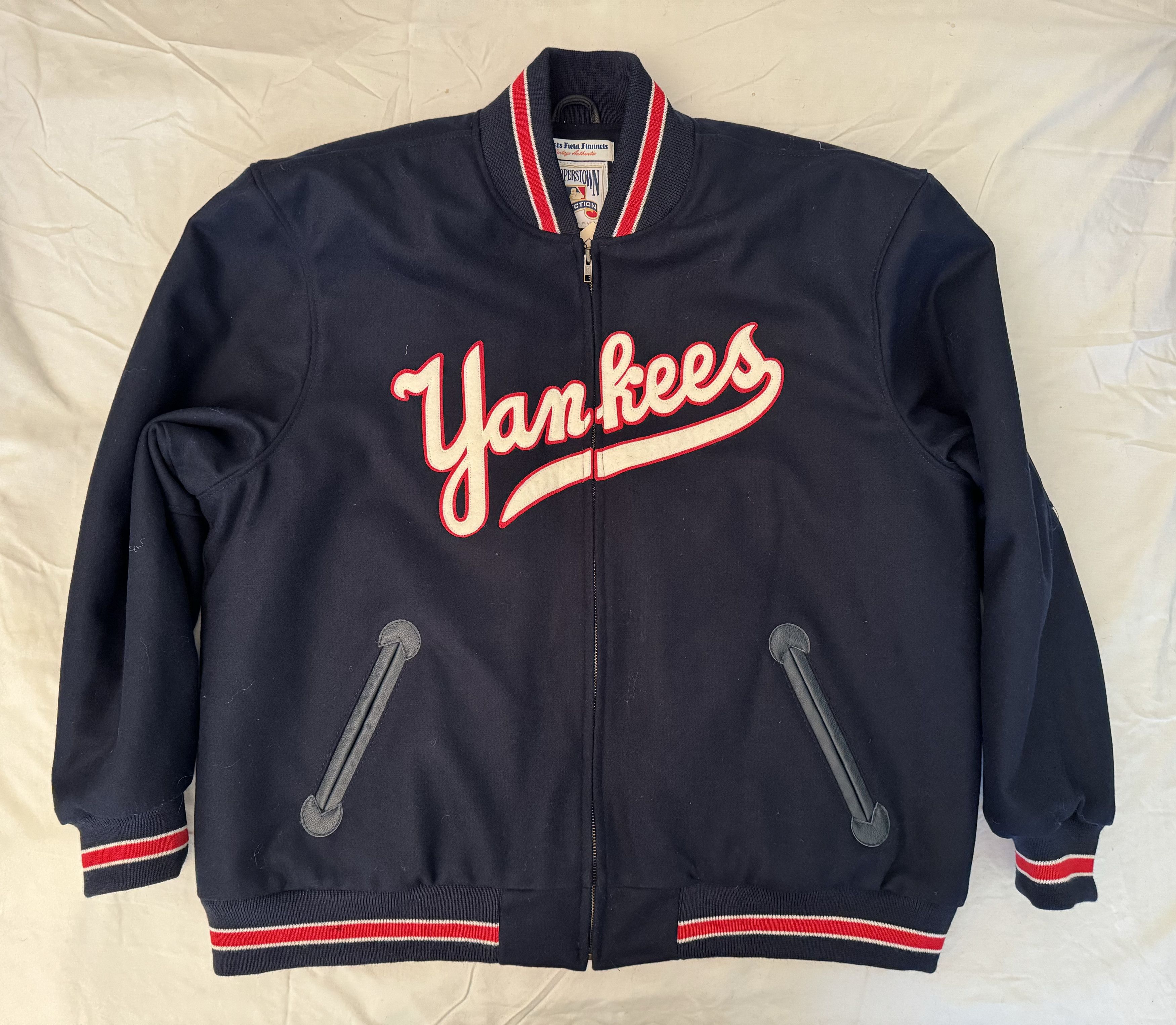 image of Ebbets Field Flannels New York Yankees 1947 Bomber Jacket in Navy, Men's (Size 2XL)