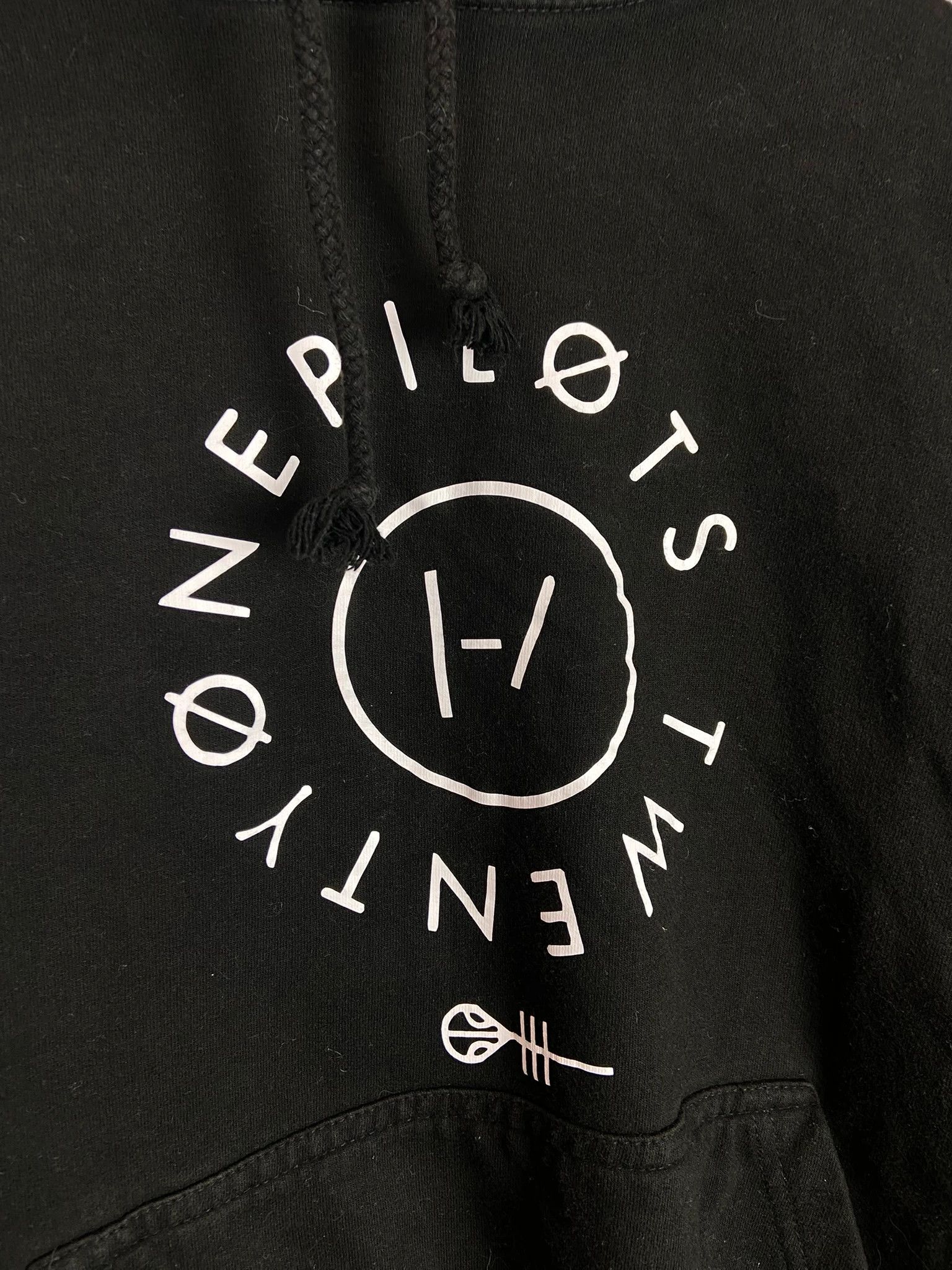 Vintage Twenty One Pilots Black Band Hoodie | Size S | Alt Merch Size US S / EU 44-46 / 1 - 2 Thumbnail