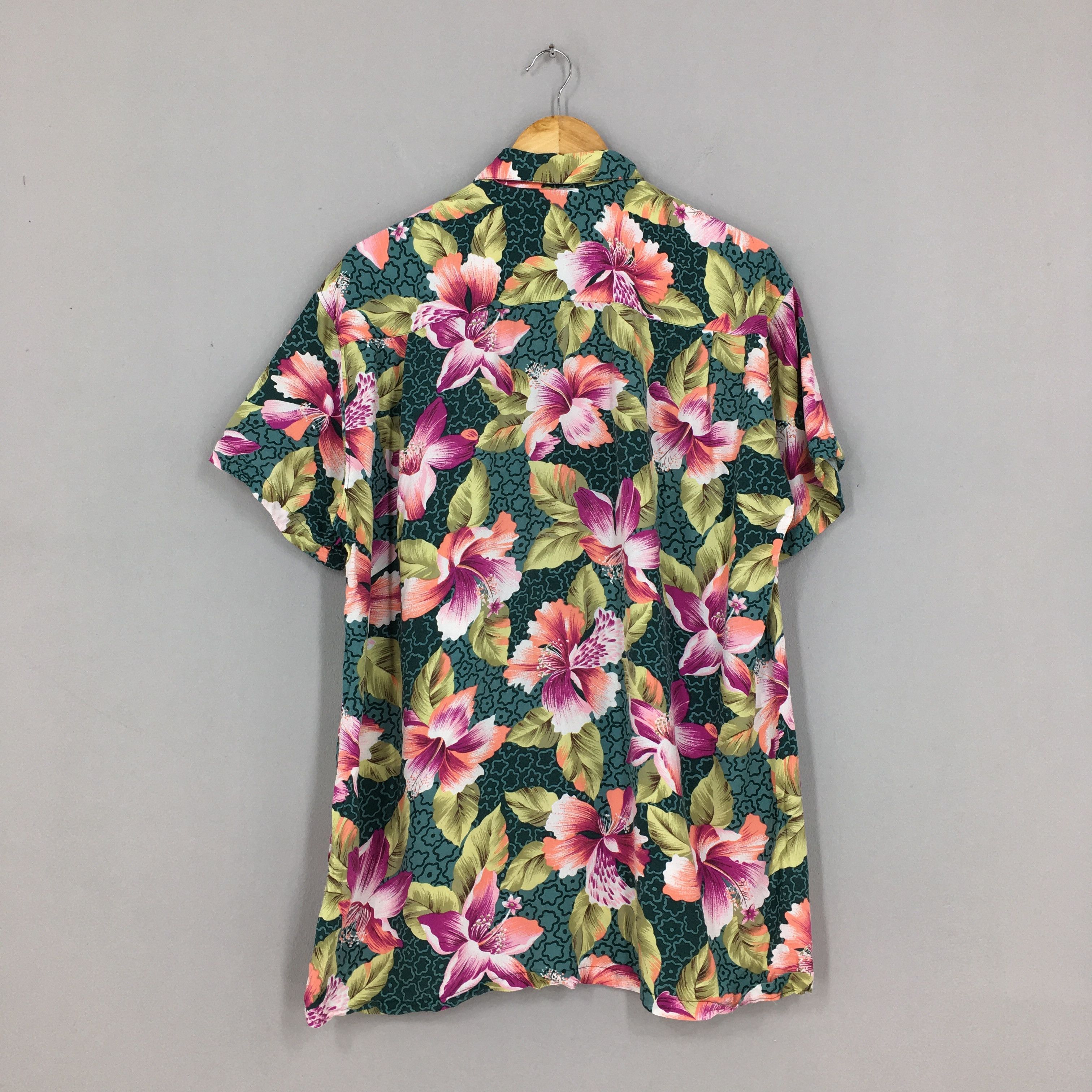 Vintage Vintage Hawaiian Aloha Floral Shirts Men Medium Size US M / EU 48-50 / 2 - 7 Thumbnail