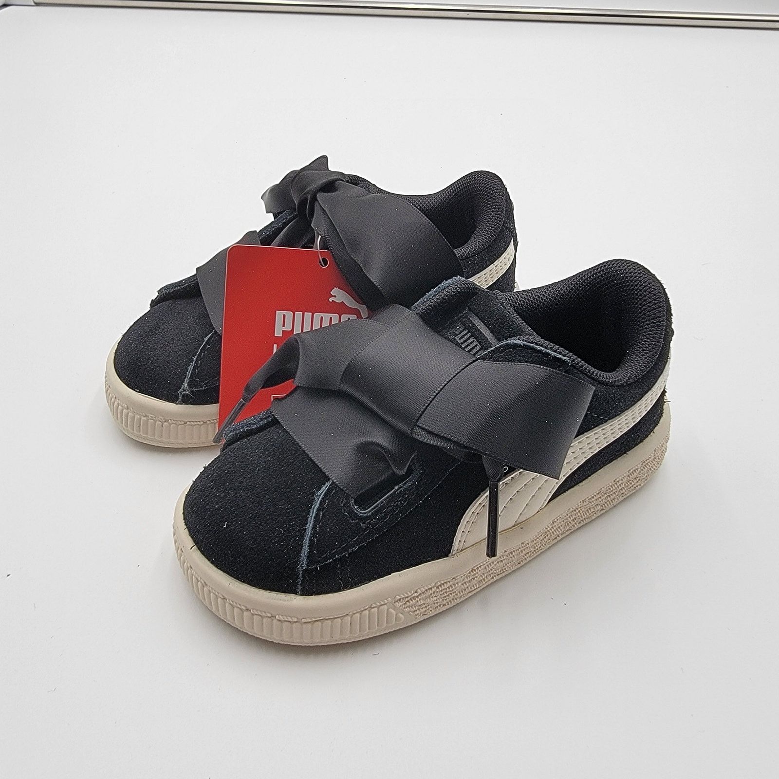Puma Puma Suede Heart Jewel Inf 'Black White' Sz 6C 365140-03 Size US 4.5 / IT 34.5 - 1 Thumbnail