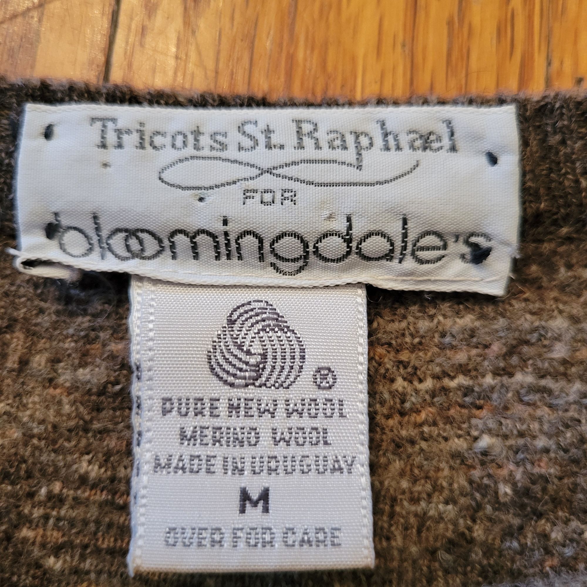 Vintage Vintage Tricots St Raphael Bloomingdales Wool Argyle Sweater Size US M / EU 48-50 / 2 - 2 Thumbnail