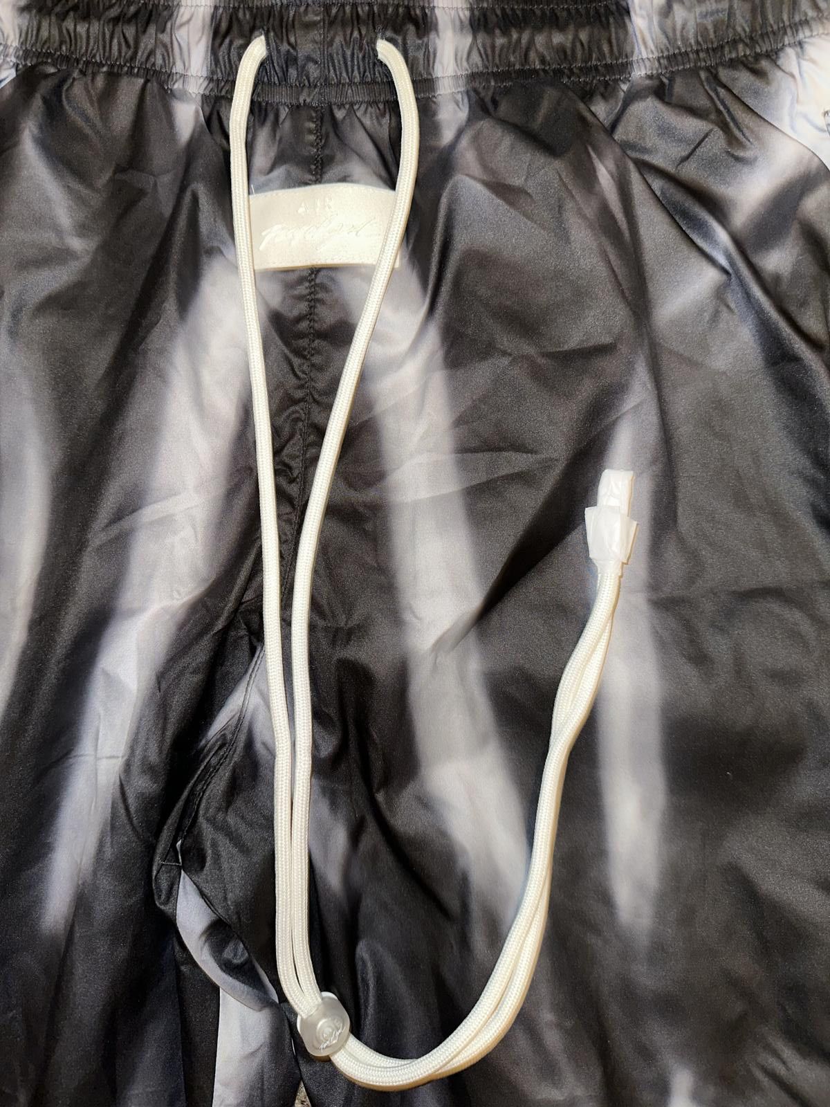 Nike Nike x Fear of God Men’s All Over Print Pants Black/Sail Pants Size US 32 / EU 48 - 2 Thumbnail