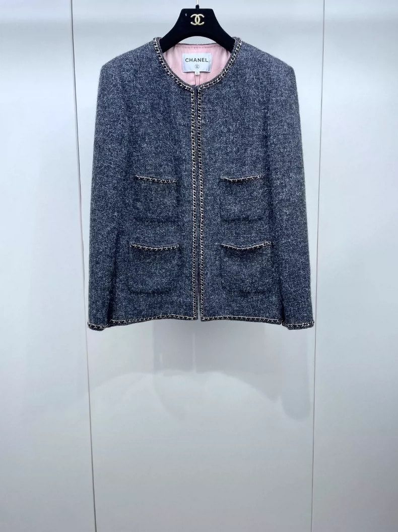 Chanel Chanel Gray classic four-pocket chain jacket 2504-Nextarrow Size S / US 4 / IT 40 - 1 Thumbnail