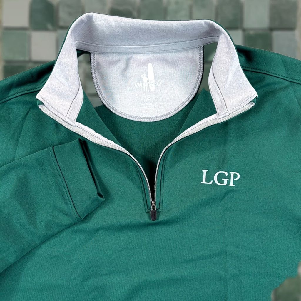 johnnie-O Johnnie-O Diaz Performance 1/4 Golf Pullover Men Small Green Corp Logo NWOT Shirt, Mens, Golf, Preppy, 1/4 Zip, Mock Neck, Long Sleeve, Solid Green Size US S / EU 44-46 / 1 - 1 Thumbnail