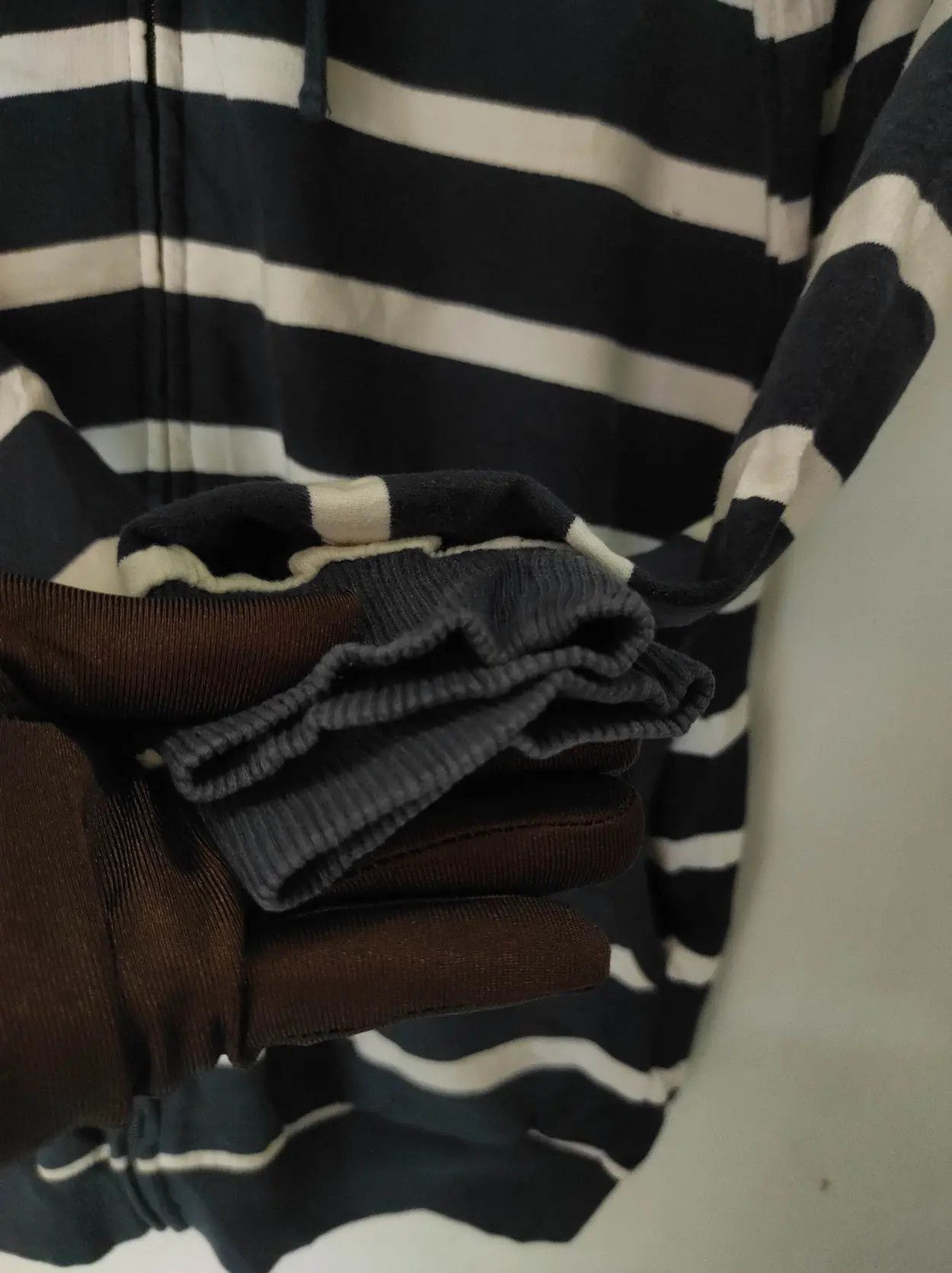 Other Design United Stripe fur hoodie ifsix LGB style Size US S / EU 44-46 / 1 - 9 Thumbnail