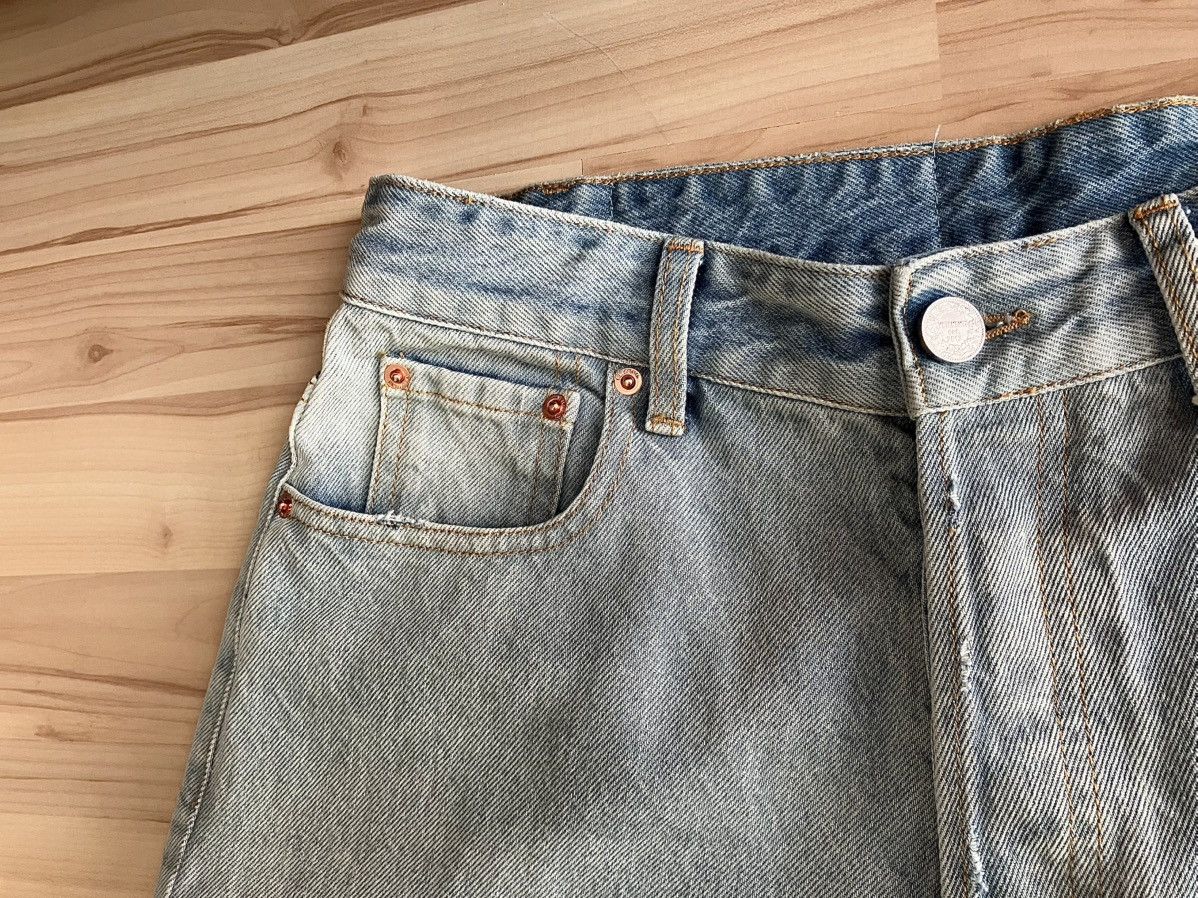 Vetements Vetements: Big Shape Jeans Light/ Ice Blue Size US 31 - 9 Thumbnail