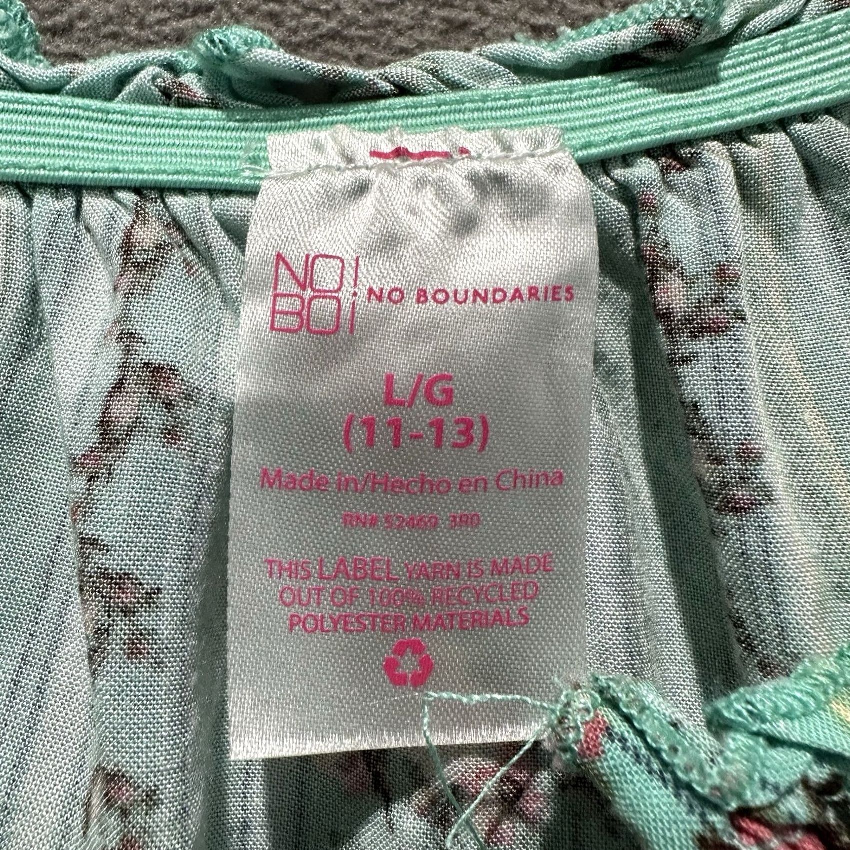 Vintage No Boundaries Junior L Teal Floral Striped Smocked Blouse Rayon Size L / US 10 / IT 46 - 4 Thumbnail