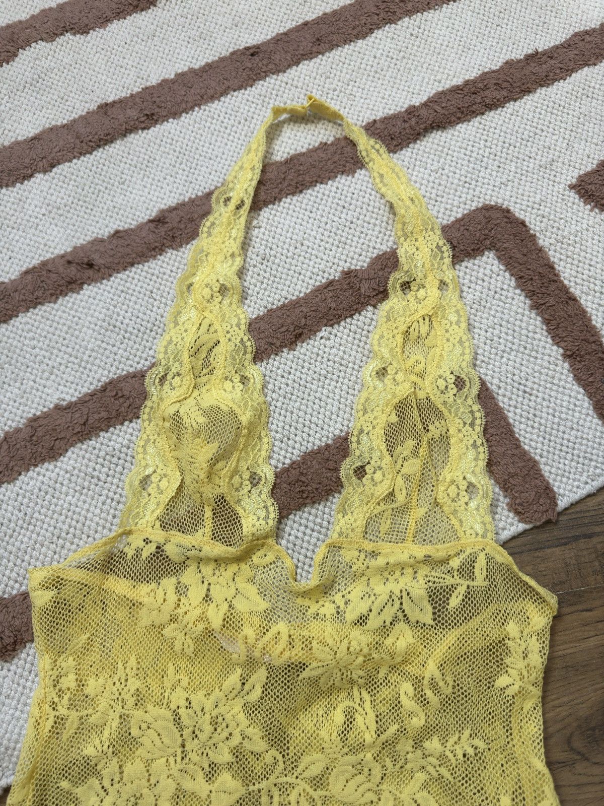 Vintage VICTORIA’S SECRET GUIPURE YELLOW TANK TOP Size M / US 6-8 / IT 42-44 - 2 Thumbnail