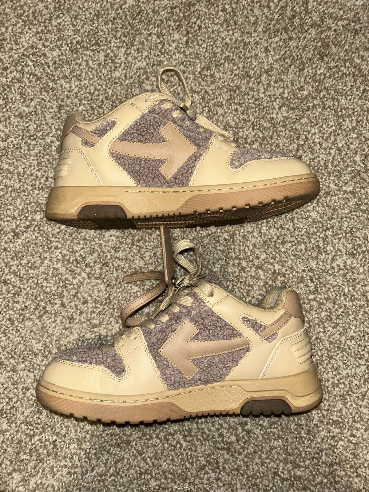 Off-White RARE Women’s out of office fur sneaker Size US 8.5 / IT 38.5 - 9 Thumbnail