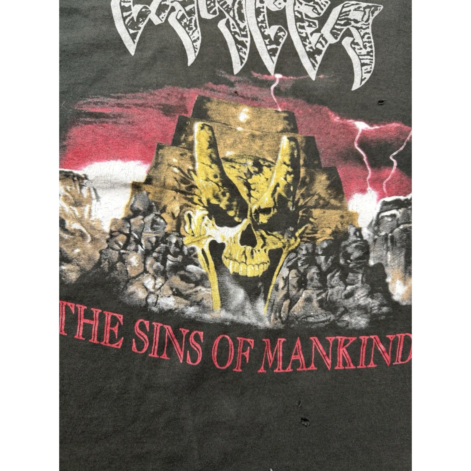 Fruit Of The Loom VINTAGE 1993 Cancer Sins Of Mankind T-Shirt Size XL Death Metal Thrash Fruit of the Loom Crew Neck Short Sleeve Cotton Men Band Music Rock Faded black Size US XL / EU 56 / 4 - 5 Thumbnail