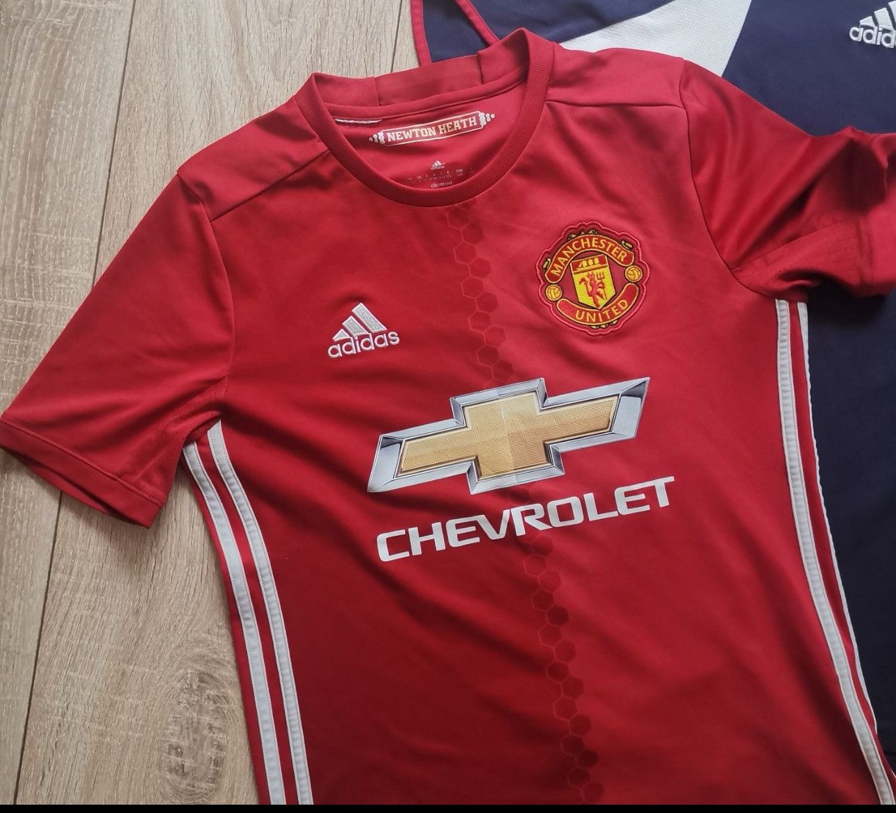 Adidas Adidas Manchester United 2016 2017 #14 Lingard Youth Jersey Size US XS / EU 42 / 0 - 2 Thumbnail