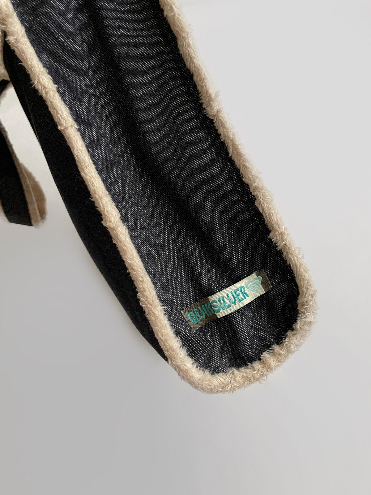 Quiksilver × Vintage Vintage Quiksilver fur/denim shoulder bag 2000s Size ONE SIZE - 6 Thumbnail