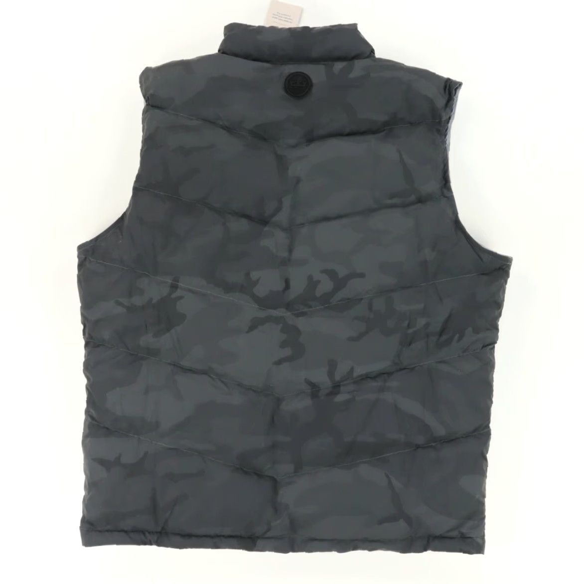 Peter Millar Peter Millar Apres Ski Vest Reflective Camouflage Iron Men's L Jacket Shirt"} Size US L / EU 52-54 / 3 - 4 Thumbnail
