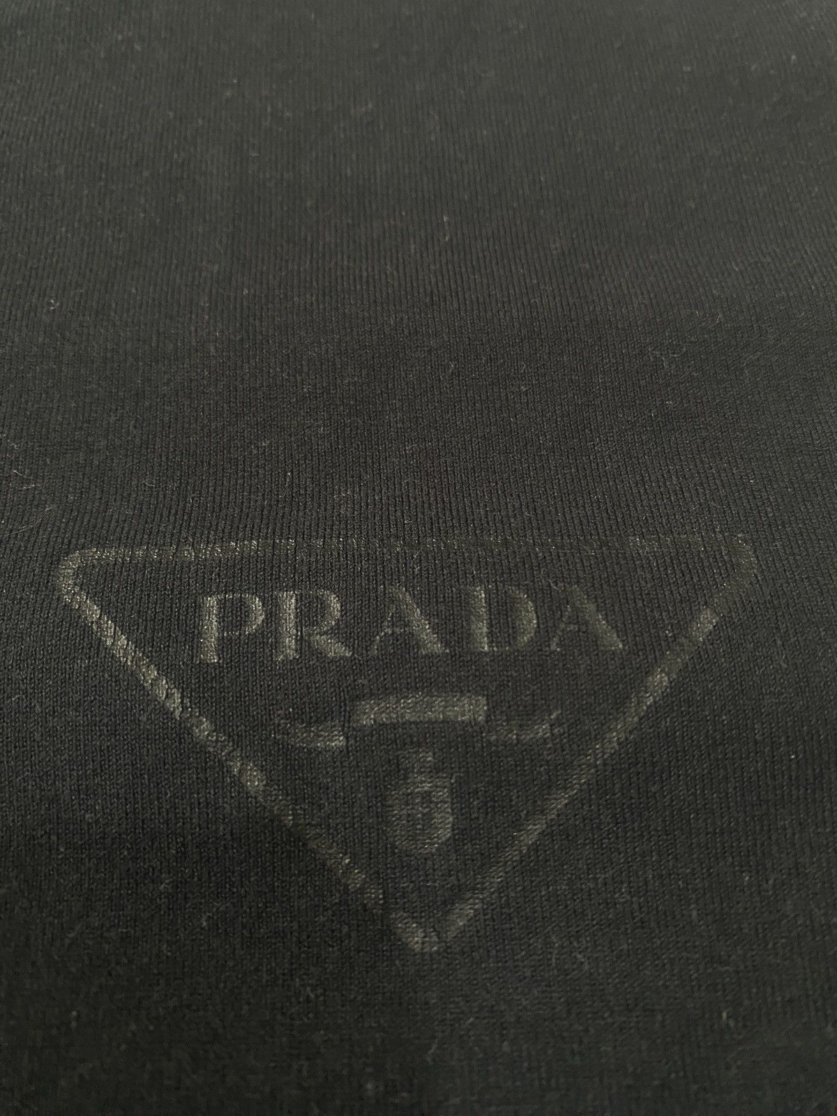 Other Luxury prada with logo on chest tee 2023 Size US M / EU 48-50 / 2 - 8 Thumbnail