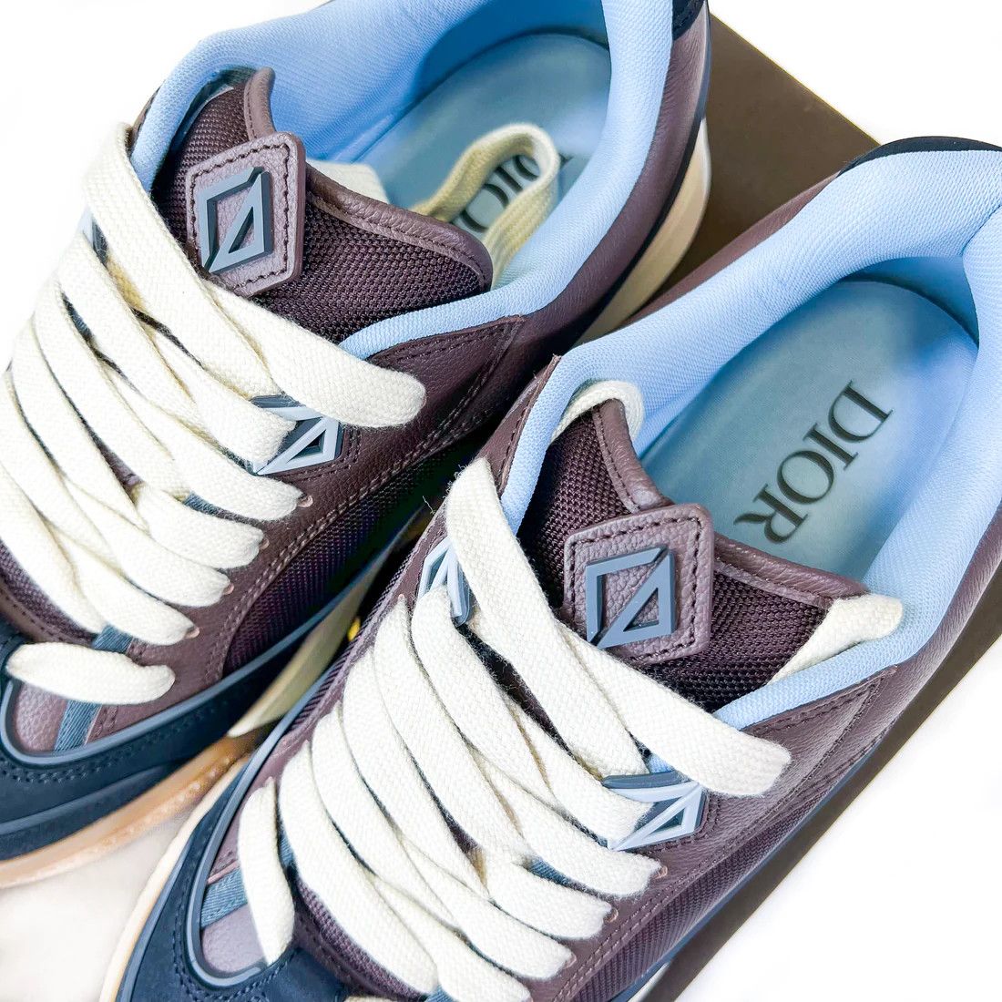 Dior × Travis Scott Dior B713 x Cactus Jack ‘Limited Edition Numbered Sneaker Size US 10.5 / EU 43-44 - 5 Thumbnail