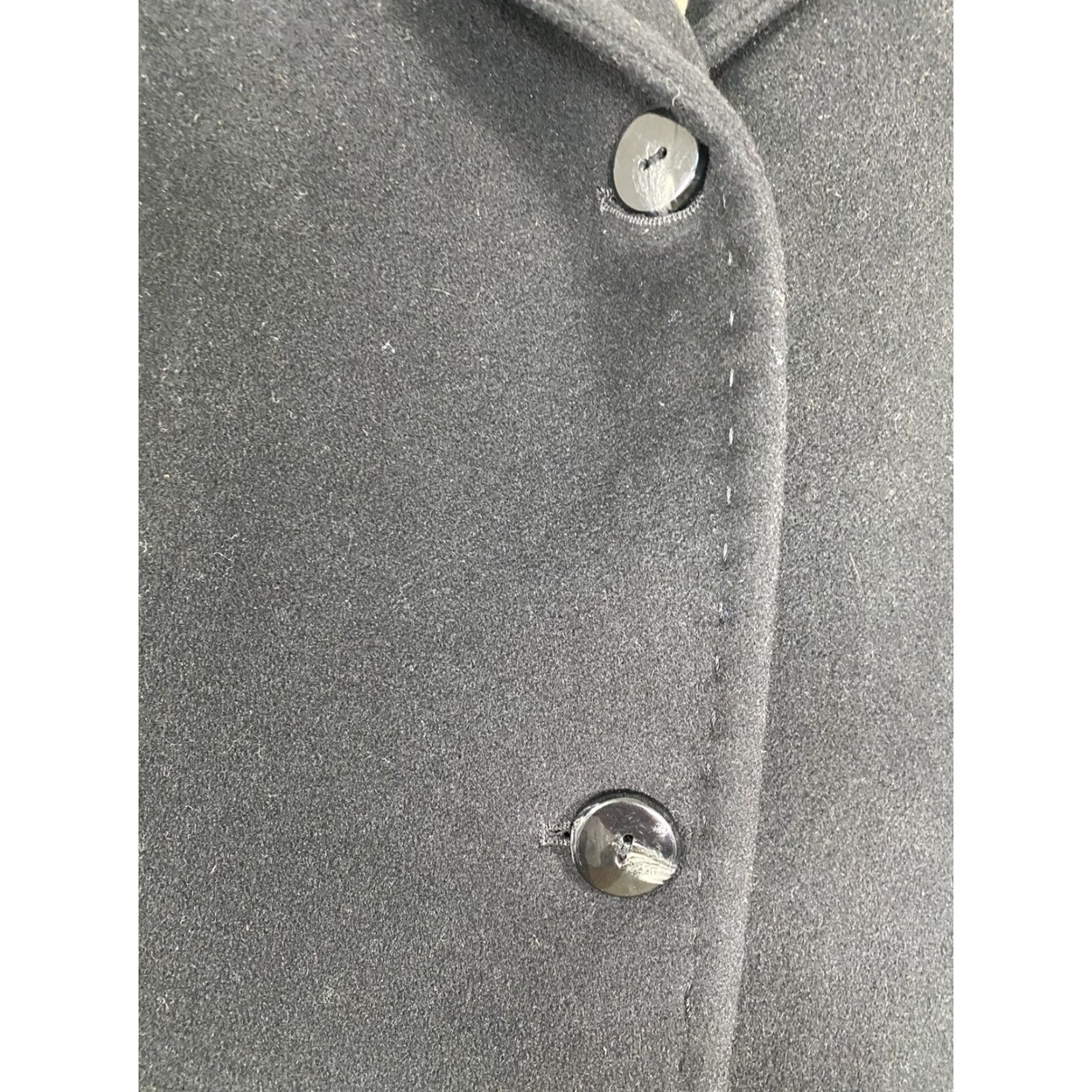 Ellen Tracy Ellen Tracy Black Wool Blend Collared 4 Button Overcoat Jacket Pockets Size 6 Womens Long Coat Black Wool Blend Overcoat Ellen Tracy Size M / US 6-8 / IT 42-44 - 4 Thumbnail