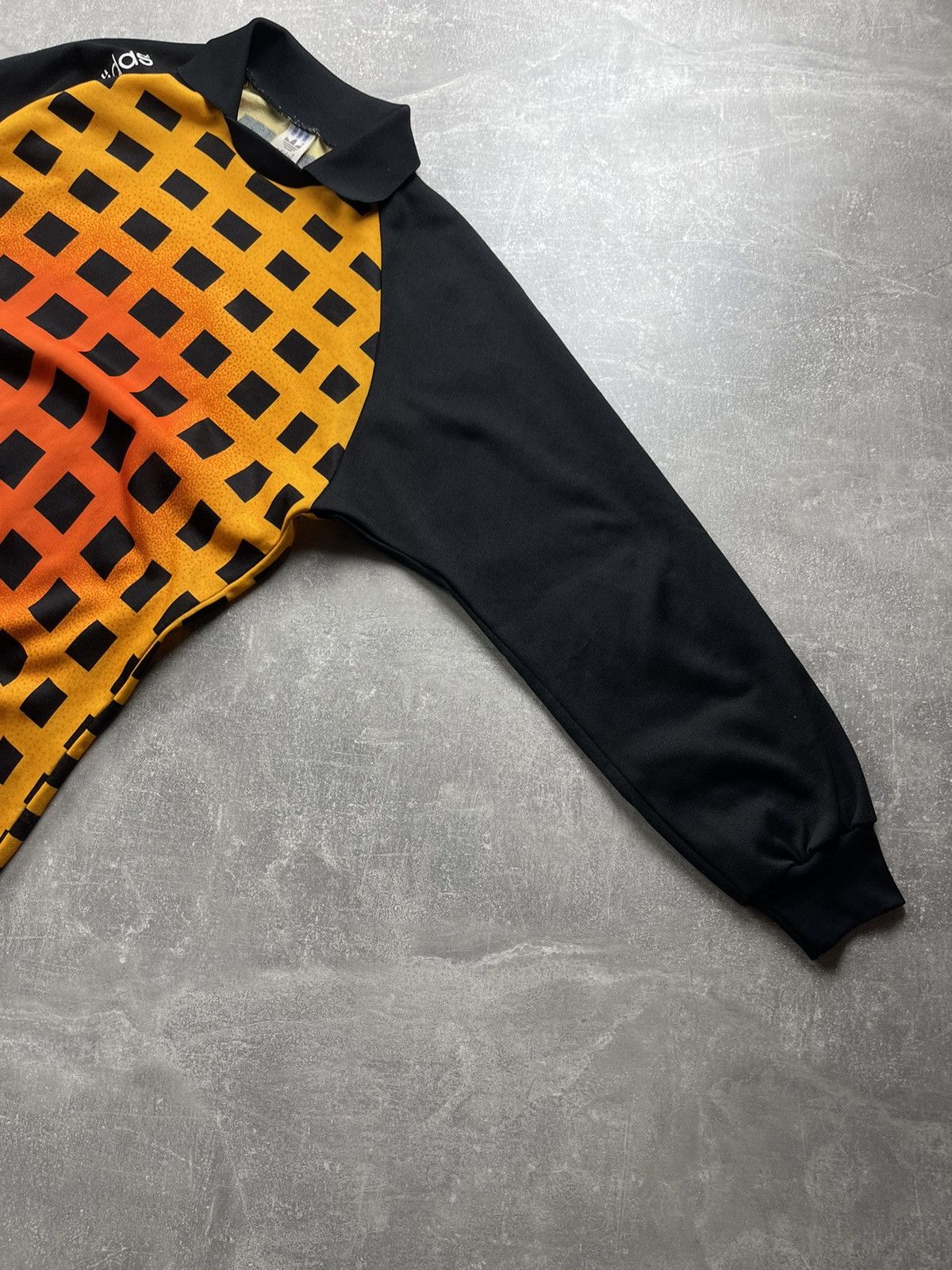 Adidas × Vintage Vintage 90s Adidas Goalkeeper Jersey – Geometric Pattern Size US S / EU 44-46 / 1 - 3 Thumbnail