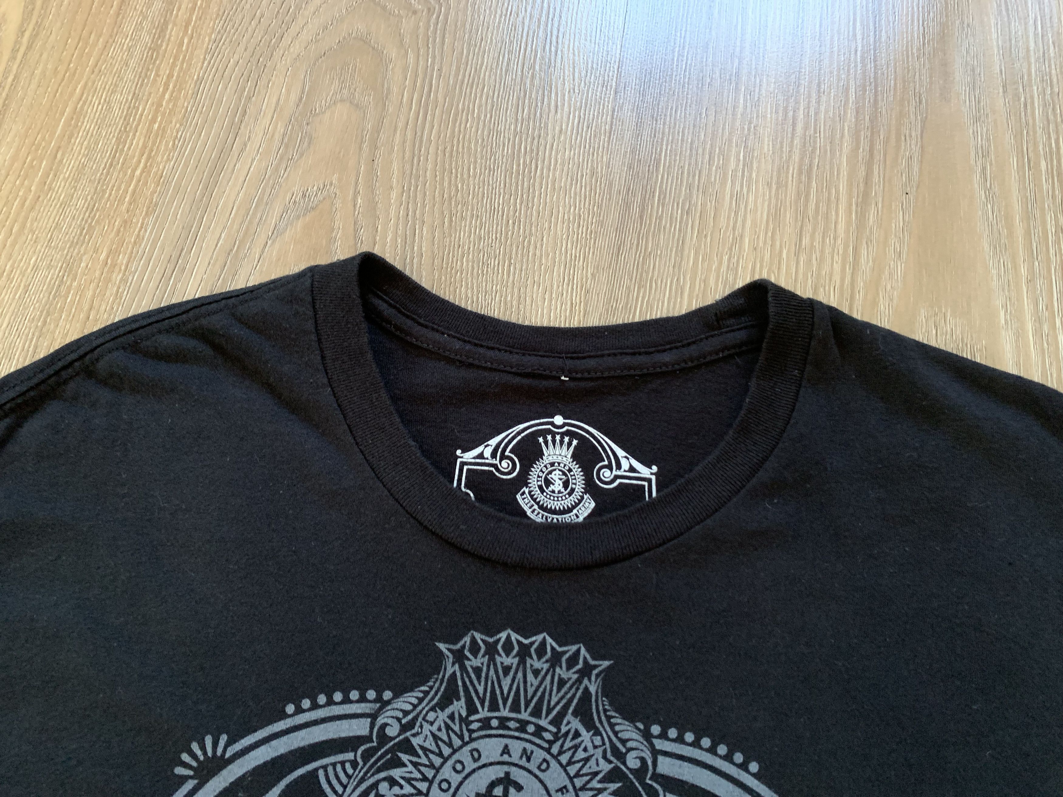Vintage Vintage The Salvation Army Black Printed T-Shirt Size US L / EU 52-54 / 3 - 4 Thumbnail