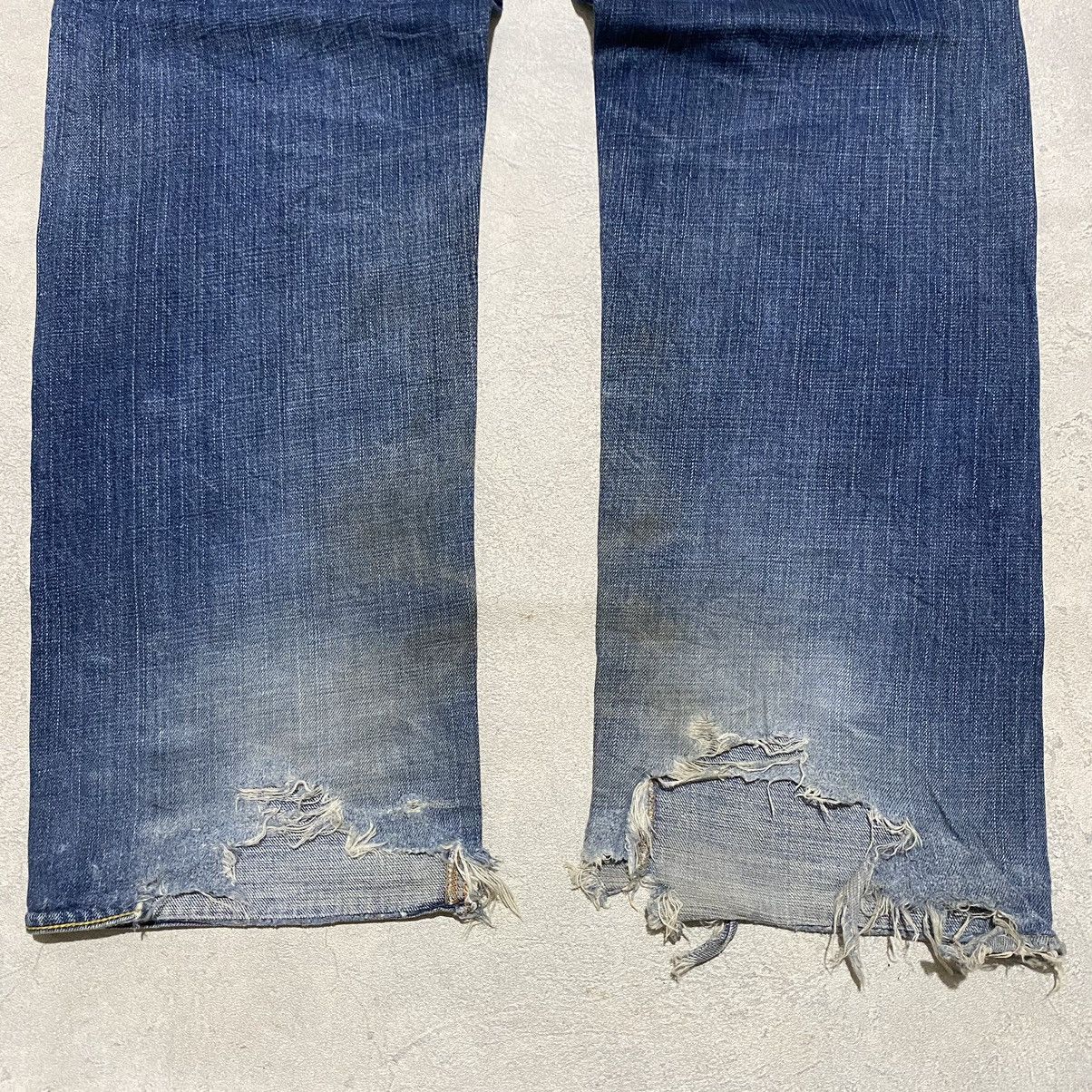 Evisu Vintage Evisu Red Seagulls Monogram Selvedge Denim Size US 33 - 5 Thumbnail