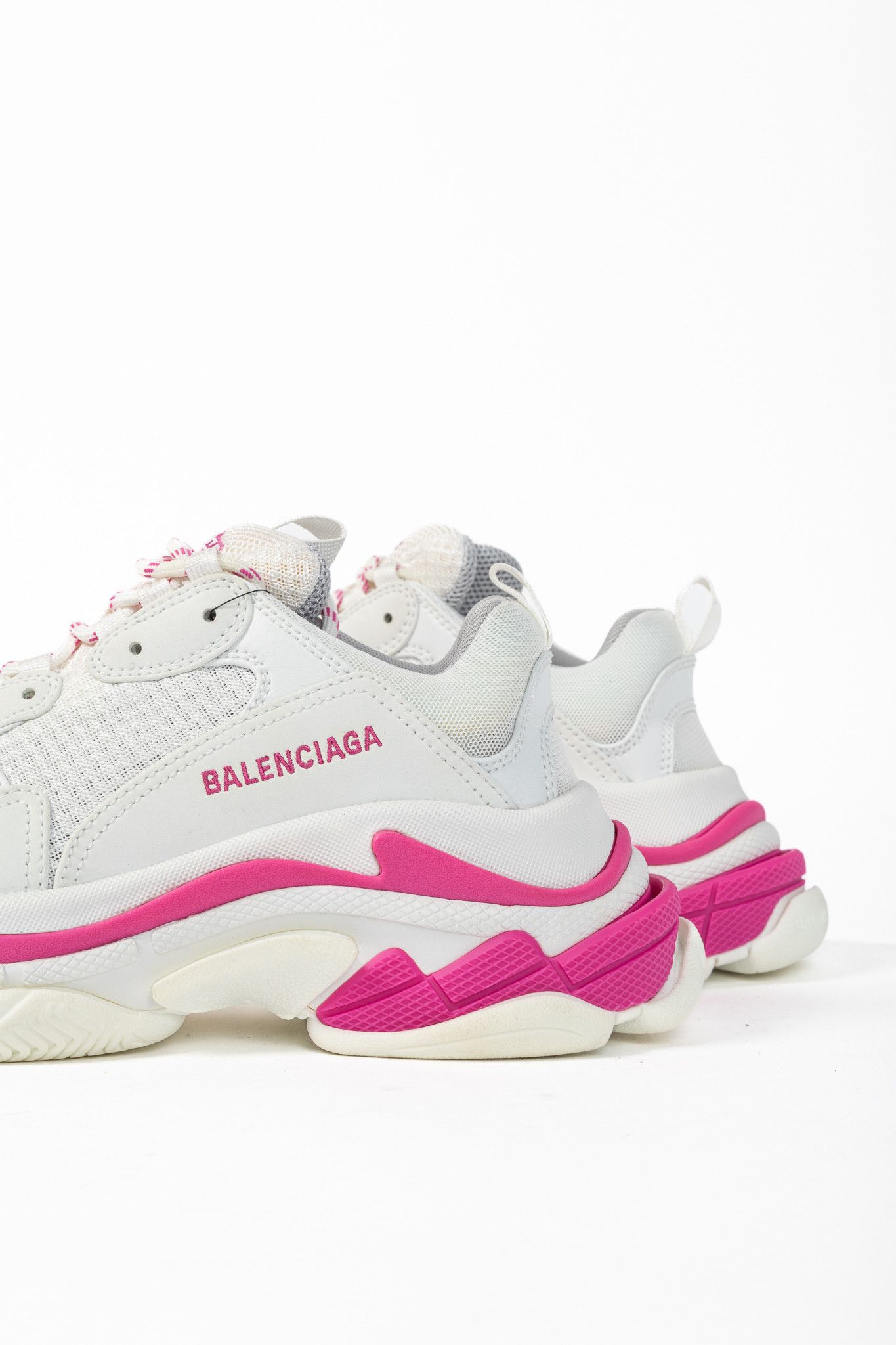 Balenciaga Balenciaga Triple S White Fluo Pink Chunky Low-Top Sneakers Size US 8.5 / IT 38.5 - 9 Thumbnail