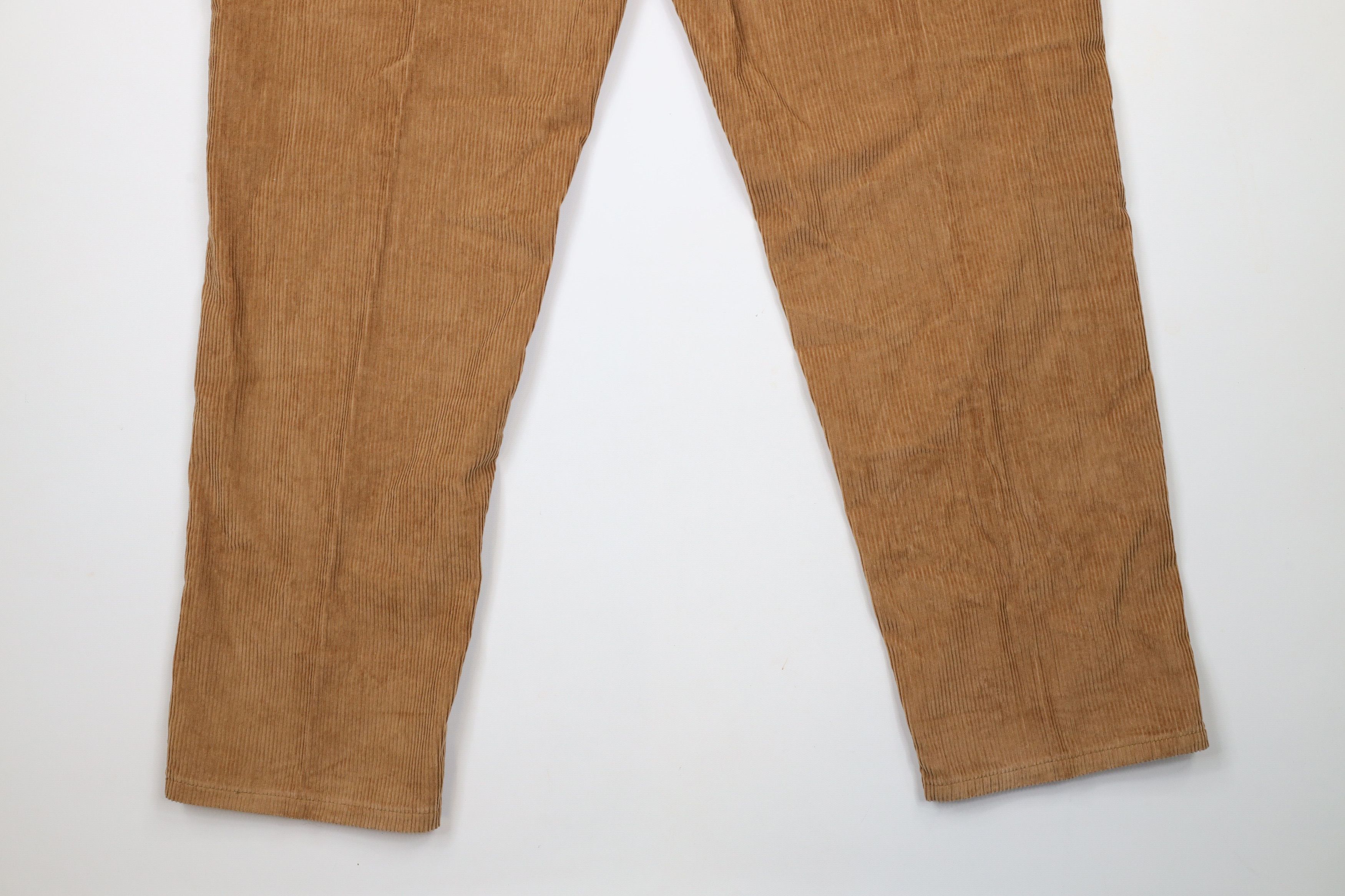 Vintage × Woolrich Woolen Mills Vintage 90s Woolrich Tapered Leg Corduroy Chino Pants Brown Size 36" / US 14 / IT 50 - 10 Thumbnail