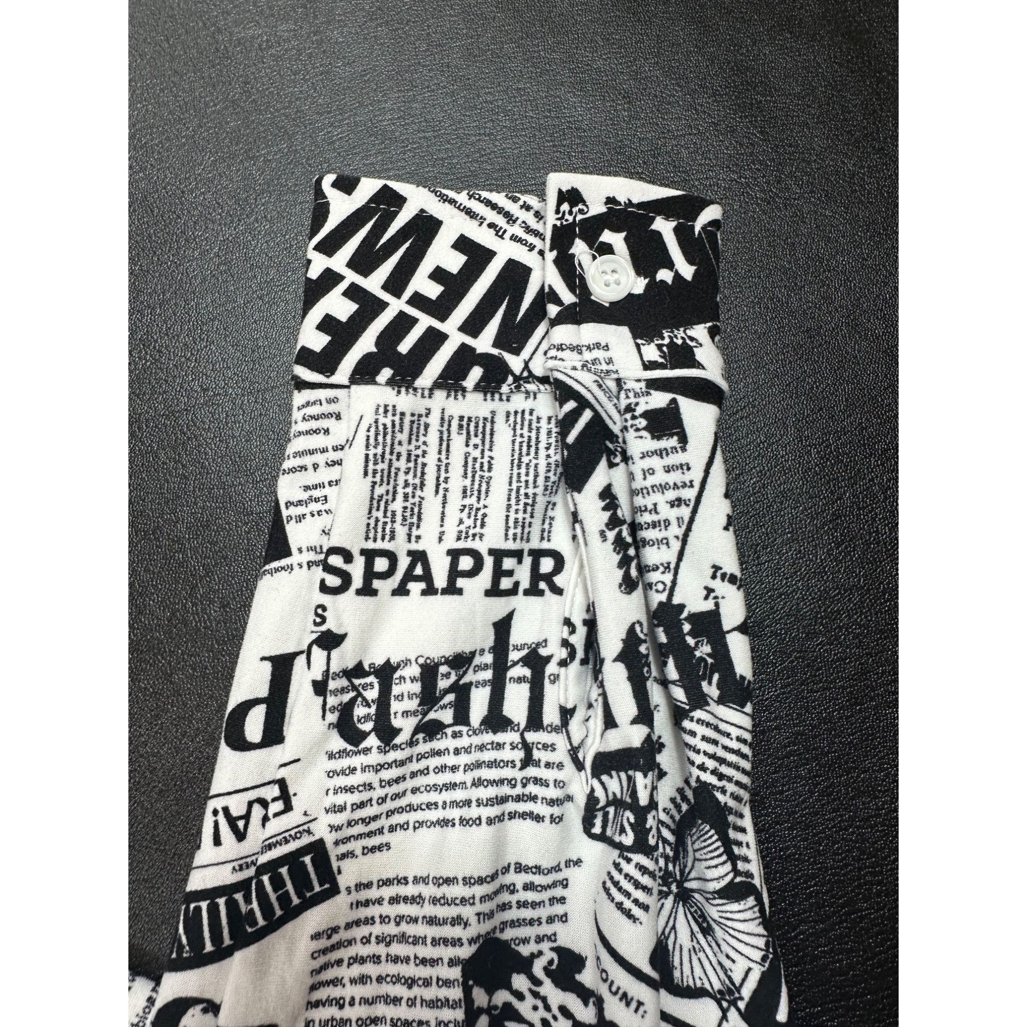 Other No Boundaries Newspaper Print Blouse Collar T Button Up Size Size L / US 10 / IT 46 - 2 Thumbnail
