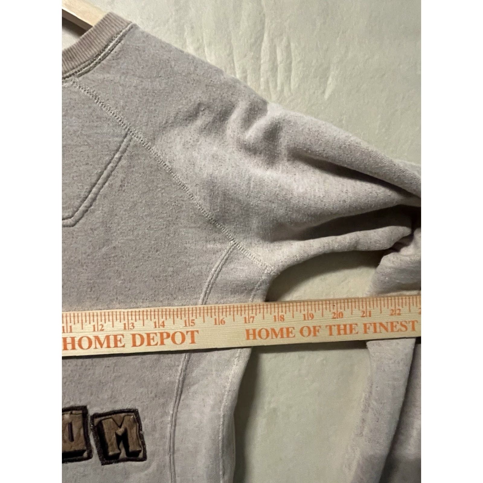 Volcom VINTAGE Volcom Sweatshirt Womens Medium Tan Sweater Size M / US 6-8 / IT 42-44 - 3 Thumbnail