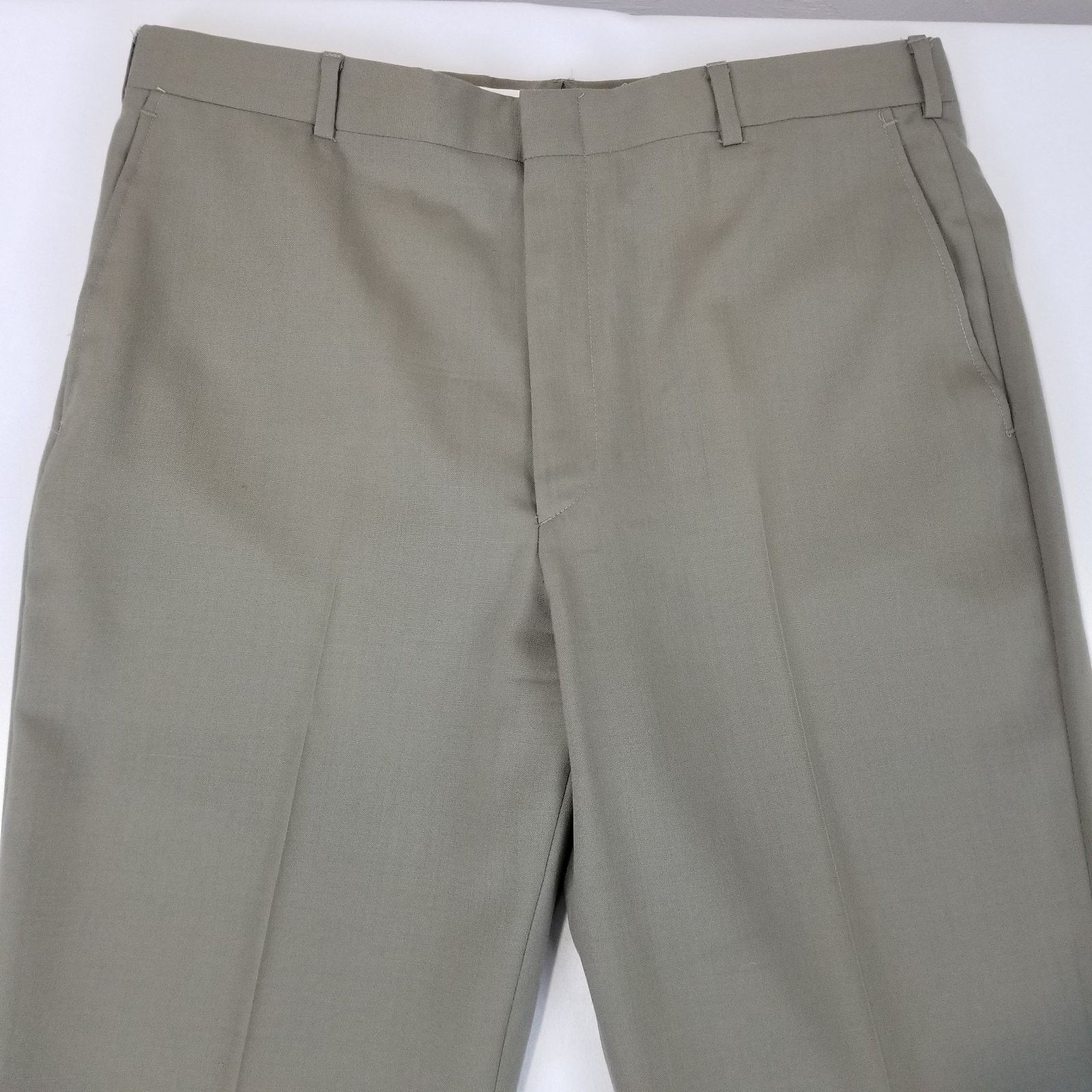 L.L. Bean LL Bean Pants Mens 36 Pleated Cuffed Made in USA Trousers Size US 36 / EU 52 - 3 Thumbnail