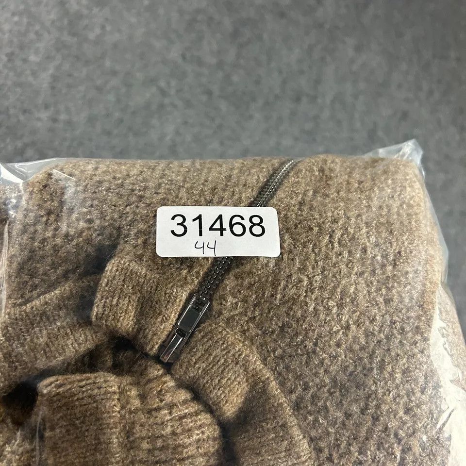 Abercrombie & Fitch Abercrombie & Fitch Sweater Womens Medium Brown Knit Crew Size M / US 6-8 / IT 42-44 - 7 Thumbnail