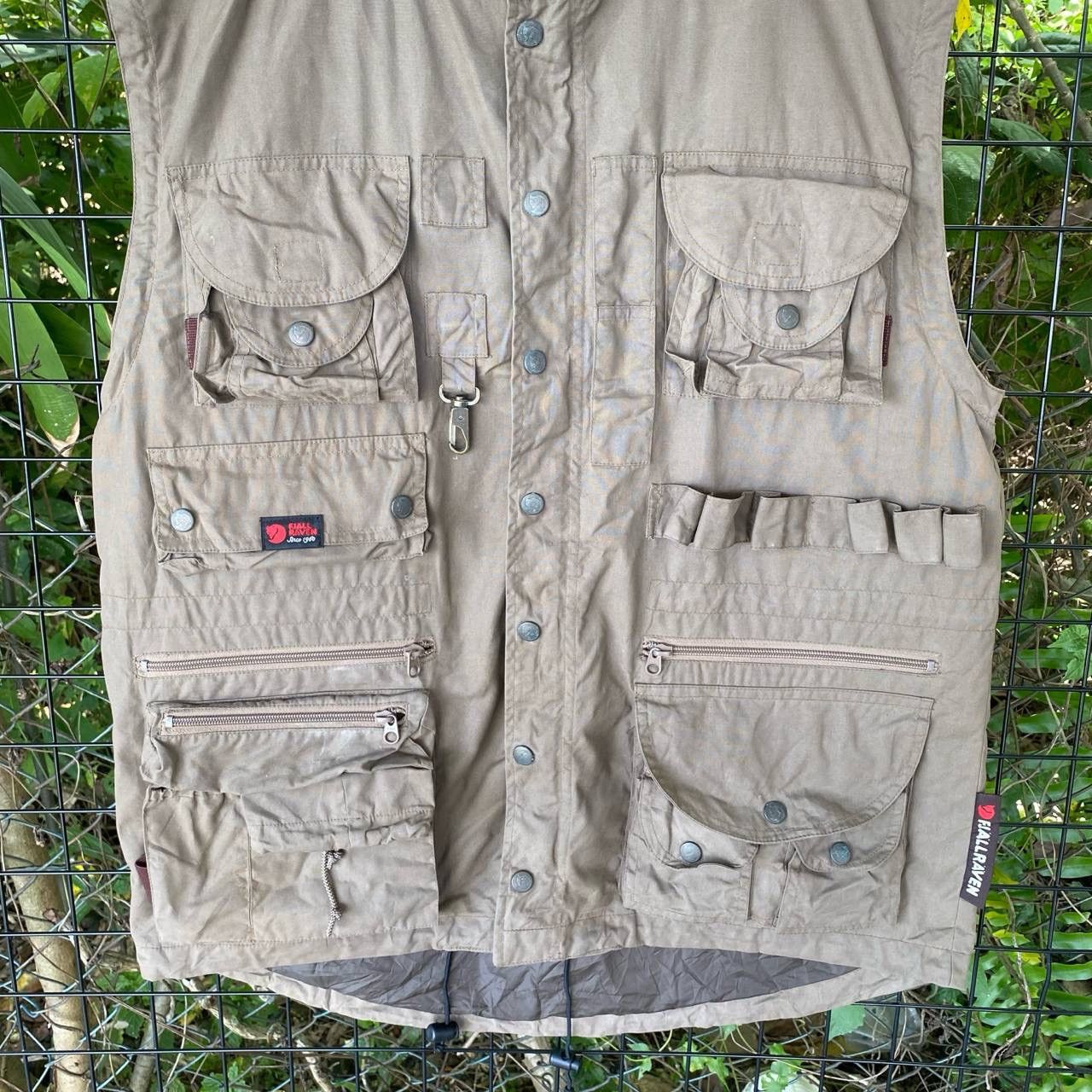 Fjallraven Vtg Faded Fjallraven Multipocket Outdoor Vest Size US M / EU 48-50 / 2 - 3 Thumbnail