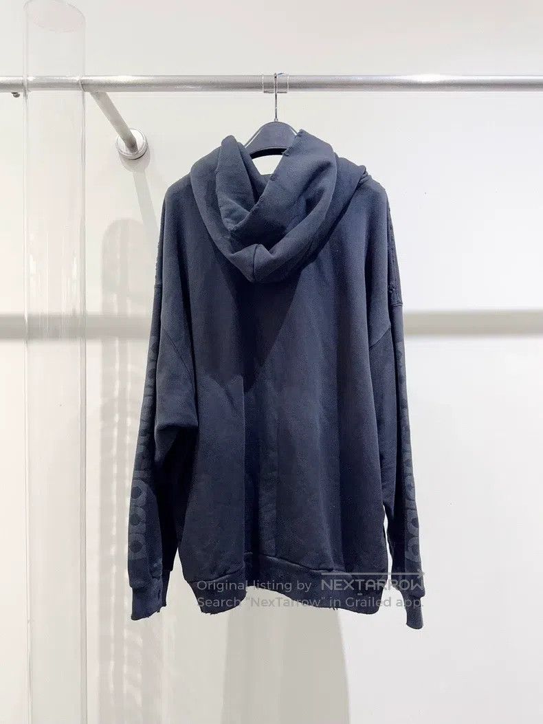 Balenciaga Balenciaga 3B Splatter Hooded Sweatshirt Size US L / EU 52-54 / 3 - 3 Thumbnail