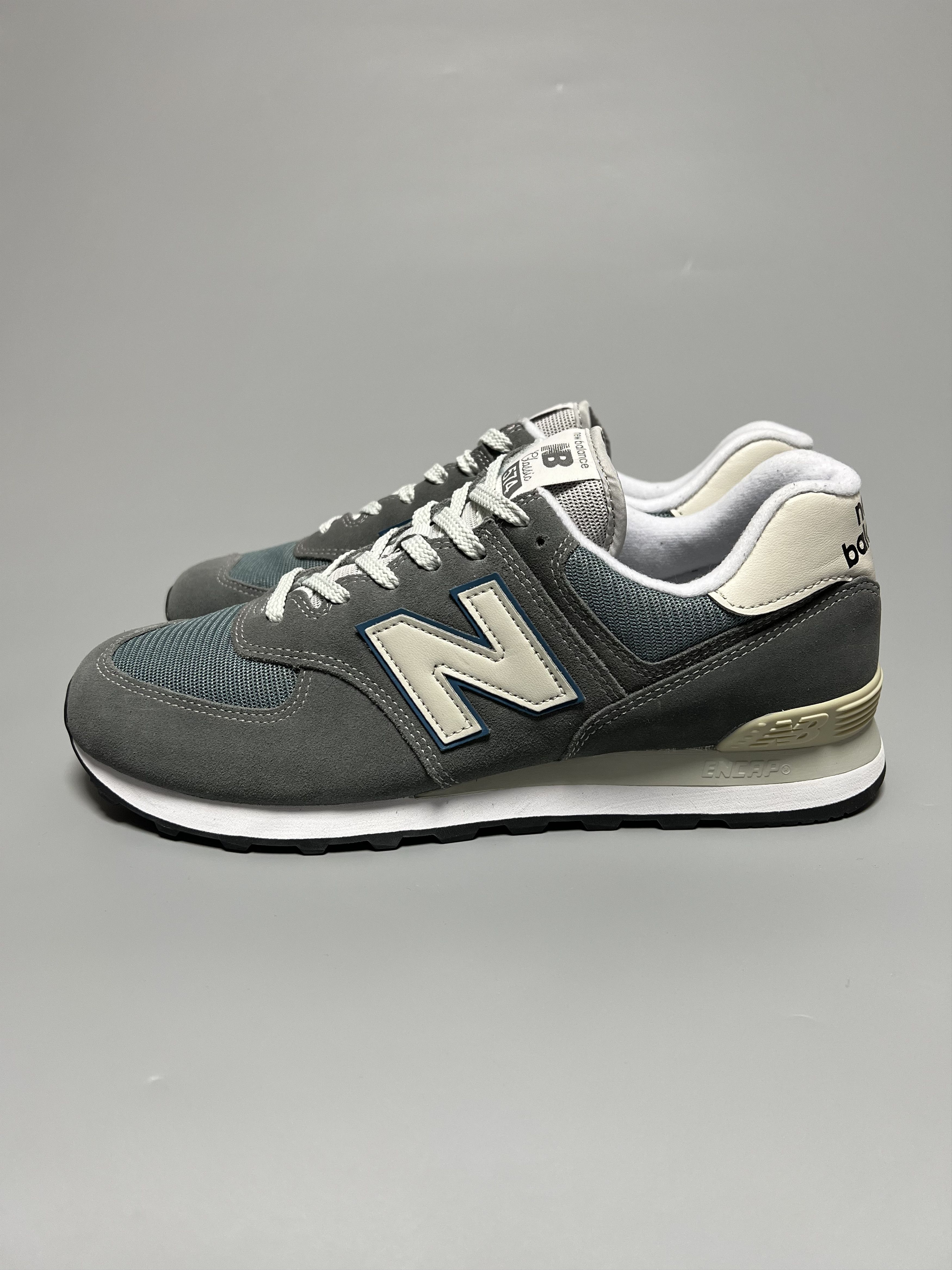 New Balance New Balance ML574BA2 History Size US 11.5 / EU 44-45 - 2 Thumbnail