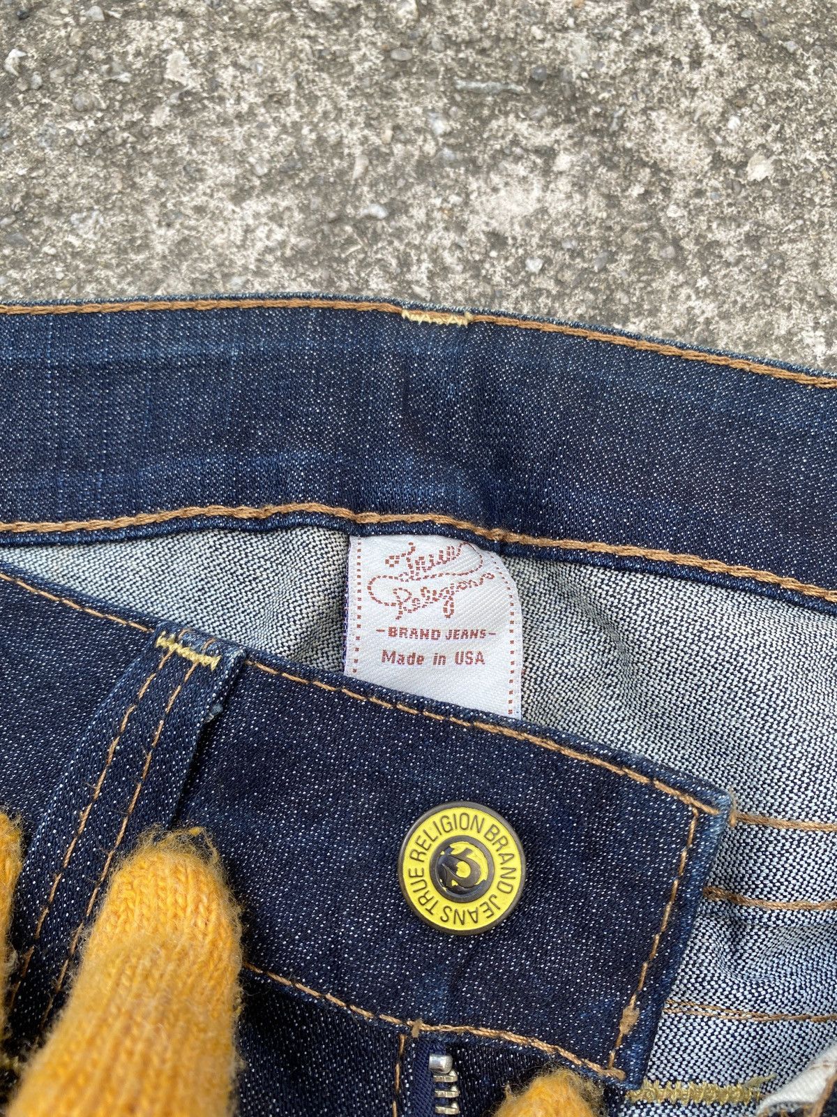 True Religion True Religion Indigo Blue Low Rise Flare Jeans Size 26" / US 2 / IT 38 - 19 Thumbnail