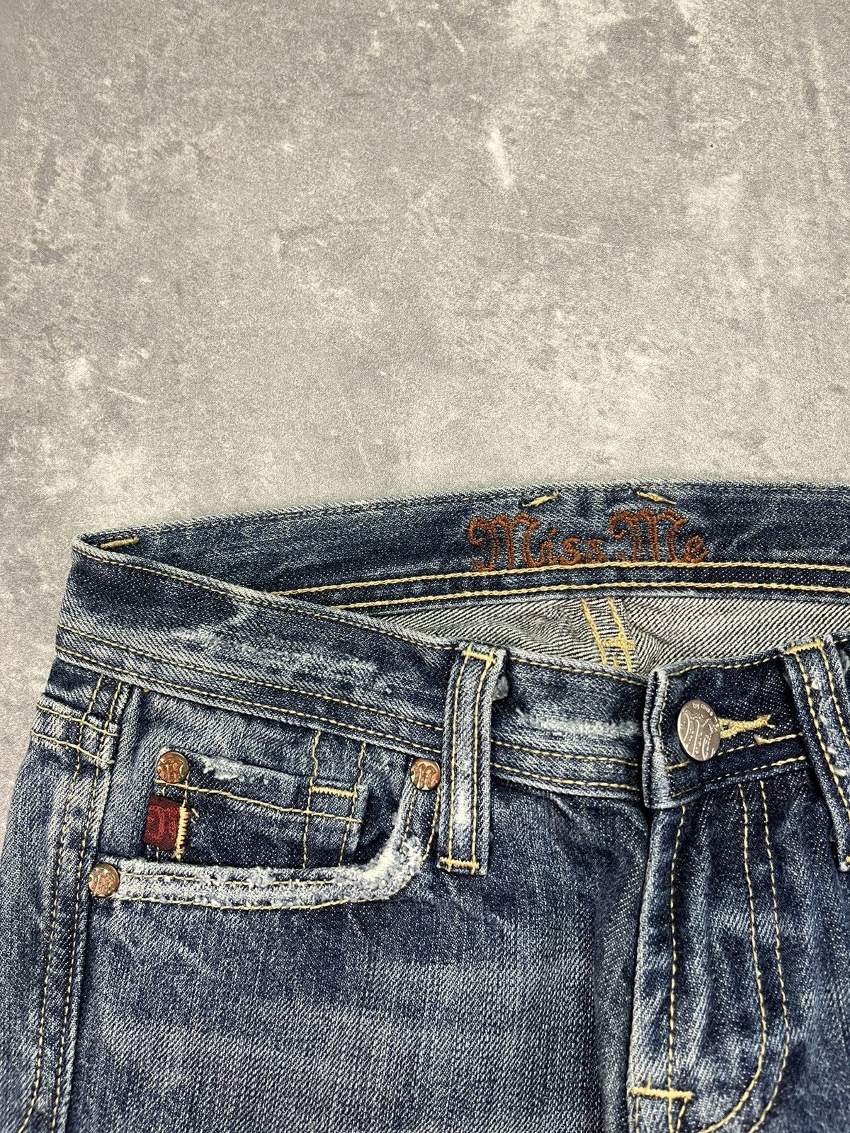 Miss Me Miss Me Vintage Embroidered Flowers Flared Bootcut Denim 25 Size 25" / US 0 / IT 36 - 7 Thumbnail