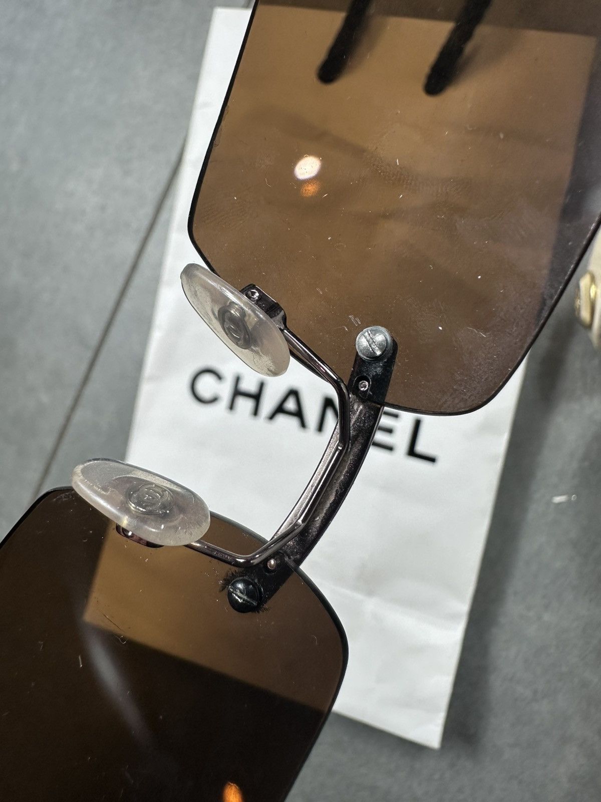 Chanel CHANEL Sunglasses Rimless Rhinestone Shields CC Logo 4048 Size ONE SIZE - 10 Thumbnail
