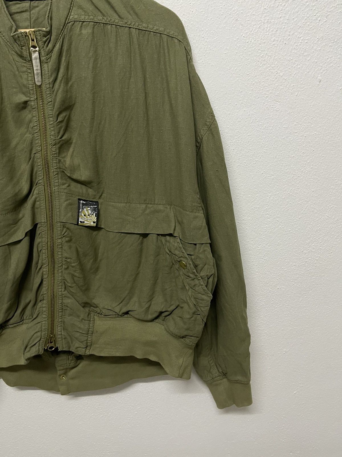 Issey Miyake 🐐90s ISSEY MIYAKE BAT WING BOMBER JACKET OLIVE GREEN Size US M / EU 48-50 / 2 - 3 Thumbnail