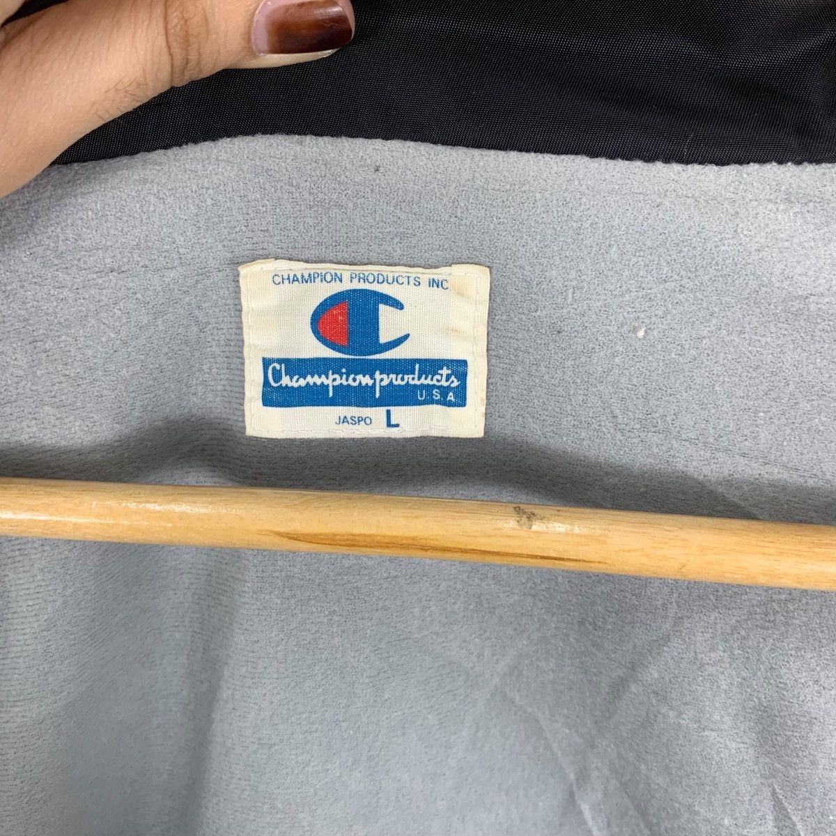 Champion Vintage CHAMPION PRODUCTS USA Thermal Lining Jacket Size US L / EU 52-54 / 3 - 9 Thumbnail