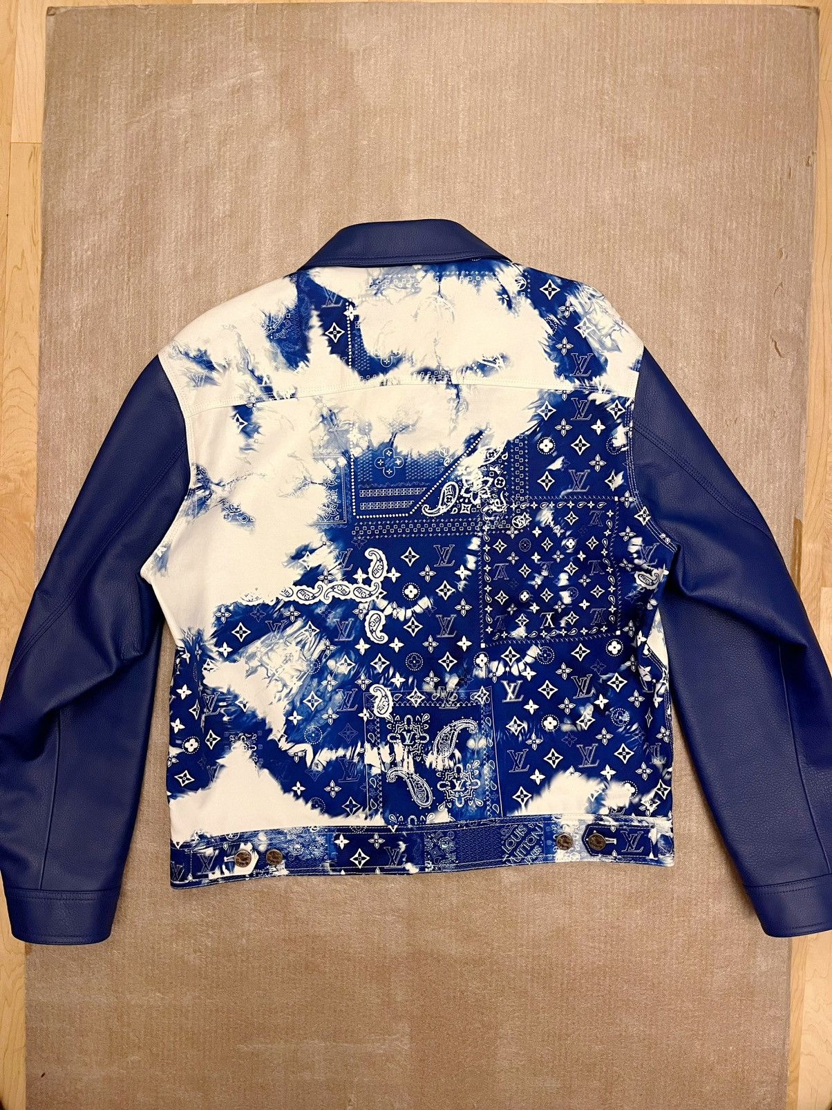 Louis Vuitton Louis Vuitton genuine leather denim jacket Size US M / EU 48-50 / 2 - 12 Thumbnail