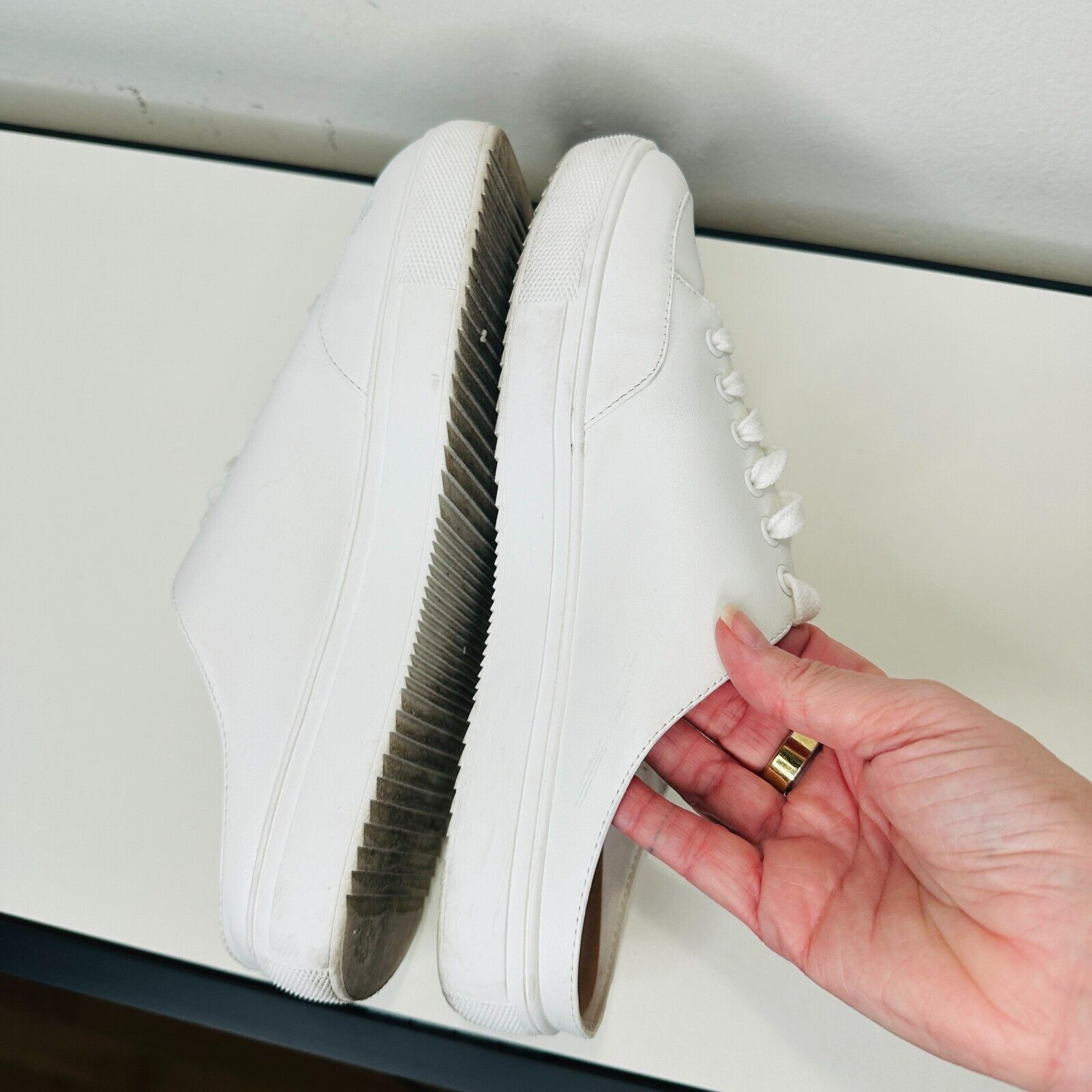 Other Susina White Leatherette Brynlee Closed Toe SlideIn Sneakers Size US 9 / IT 39 - 11 Thumbnail