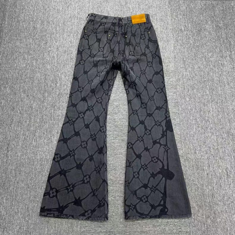 Louis Vuitton Louis Vuitton Fully printed presbyopic and slightly flared Size US 30 / EU 46 - 3 Thumbnail