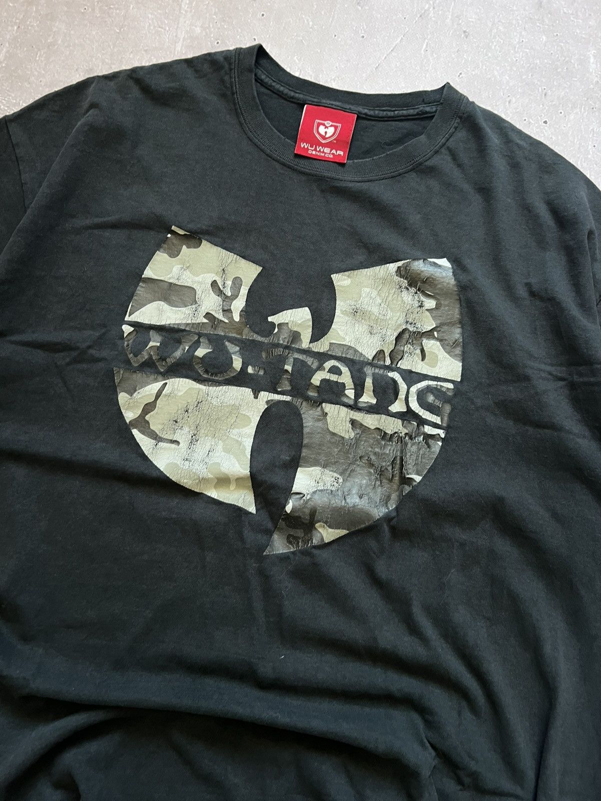 Wu-Tang Clan Rare Vintage Wu-Tang Wu Wear Camo Logo T-Shirt XL 1995 Size US XL / EU 56 / 4 - 3 Thumbnail