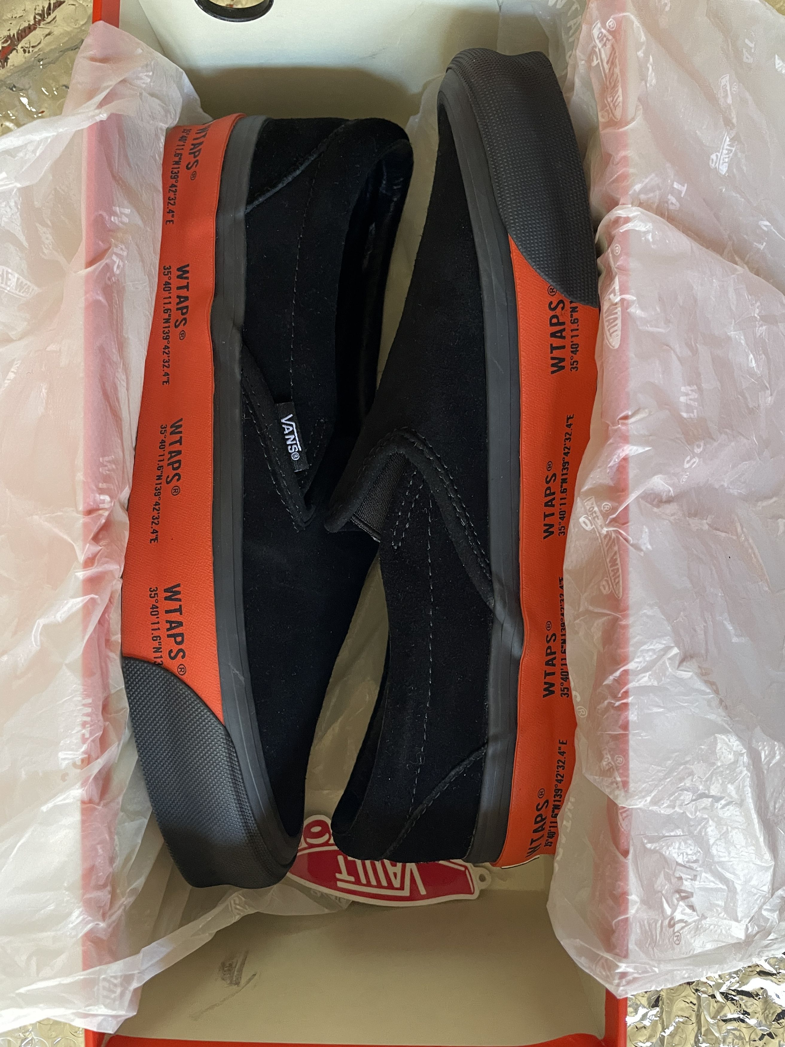 Vans × Wtaps OG Classic Slip On Size US 7.5 / EU 40-41 - 1 Thumbnail