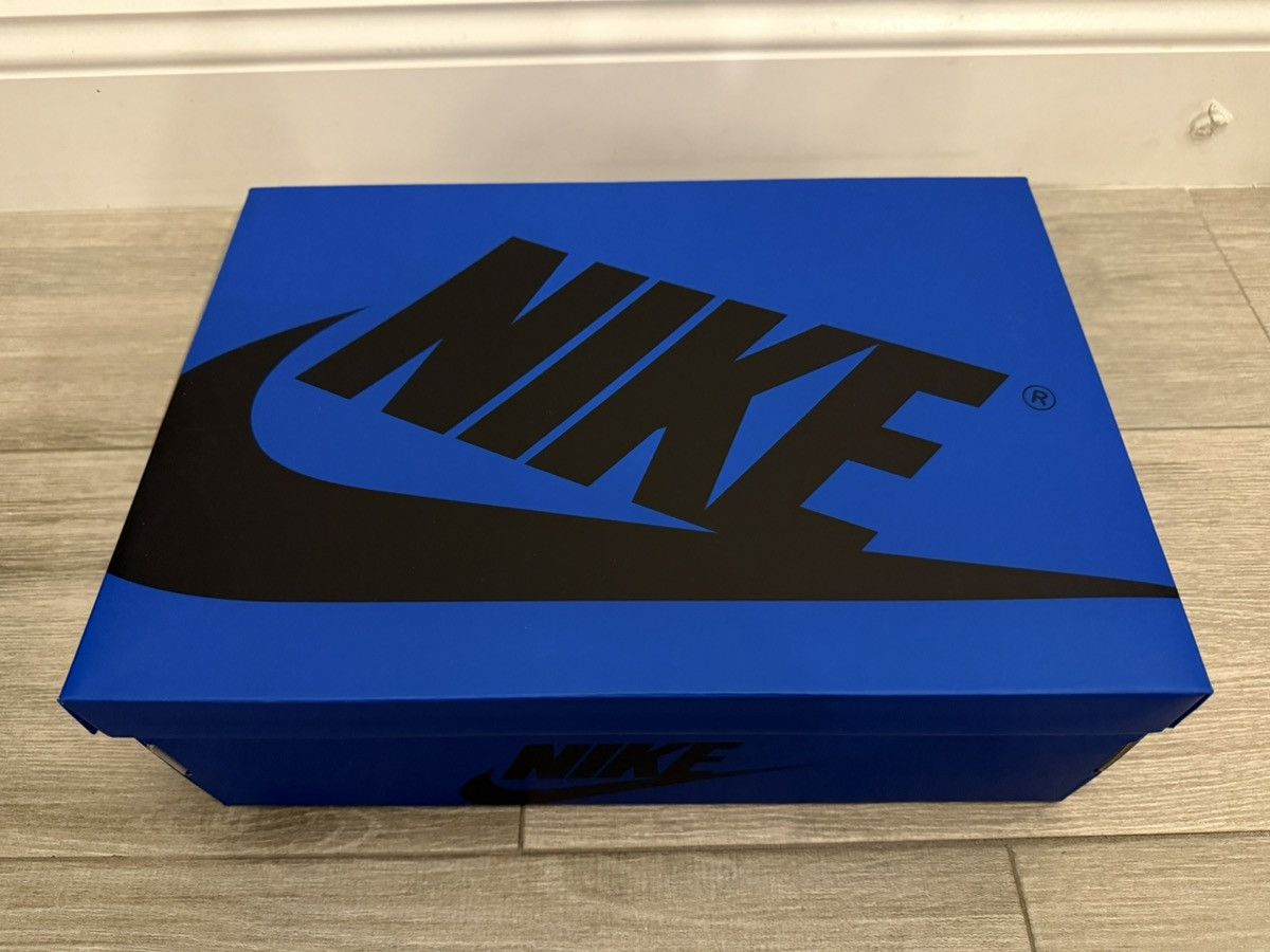 Jordan Brand Air Jordan 1 Retro Low OG White Black Game Royal Size 12 Size US 12 / EU 45 - 10 Thumbnail