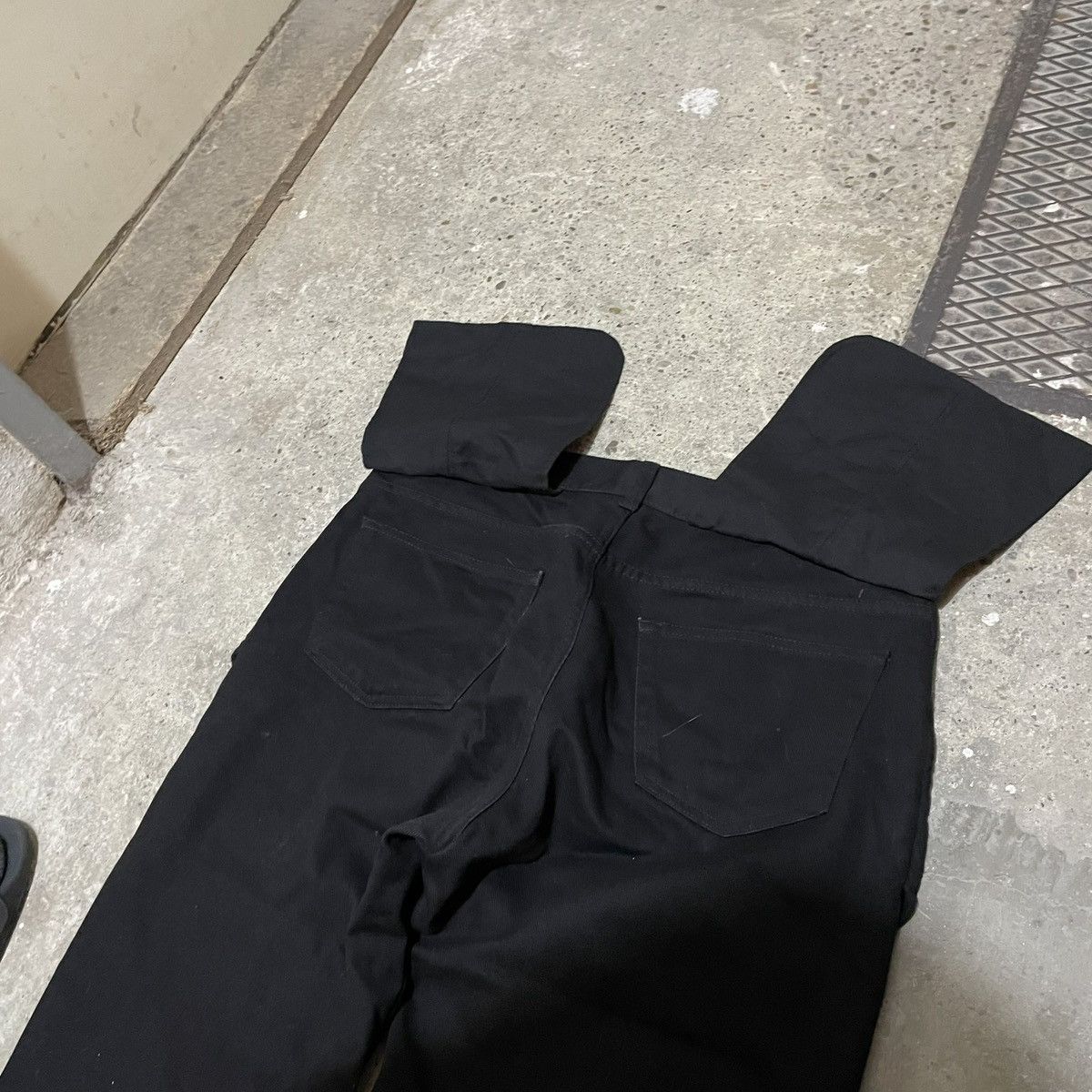 Helmut Lang Rare Helmut Lang „inside out“ runway jeans Size US 34 / EU 50 - 8 Thumbnail