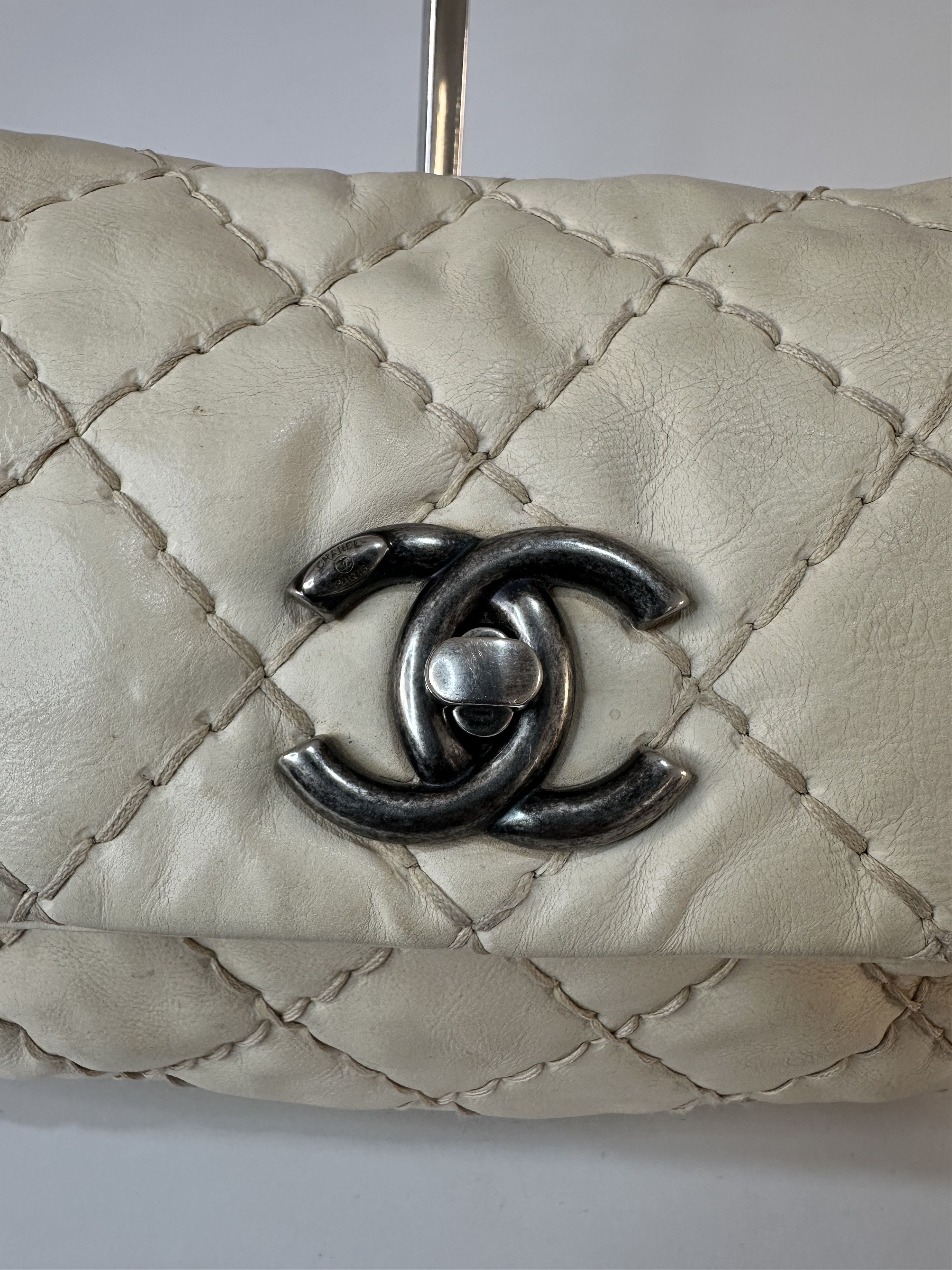 Chanel CHANEL Calfskin Love Me Tender Flap Bag White Size ONE SIZE - 3 Thumbnail
